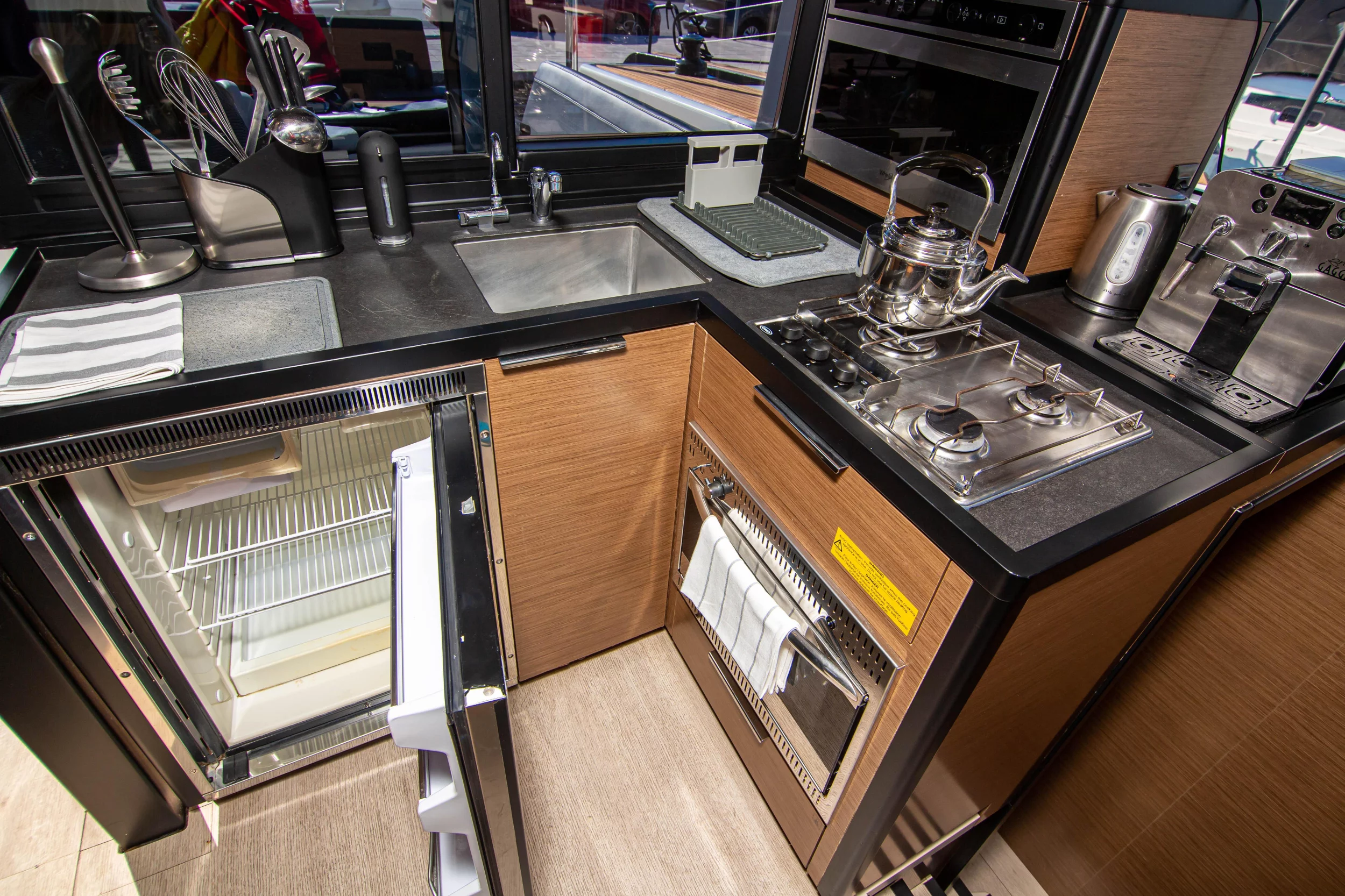 Lagoon 40 (Sol Invictus VIP-equipped)  - 45