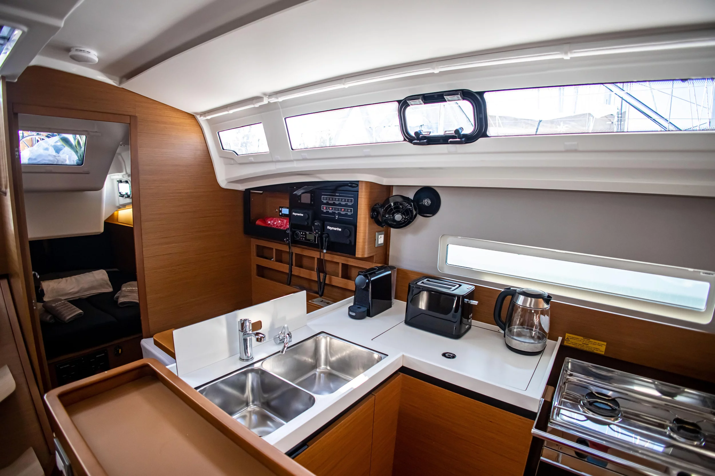 Sun Odyssey 410 (Psi Octantis)  - 10