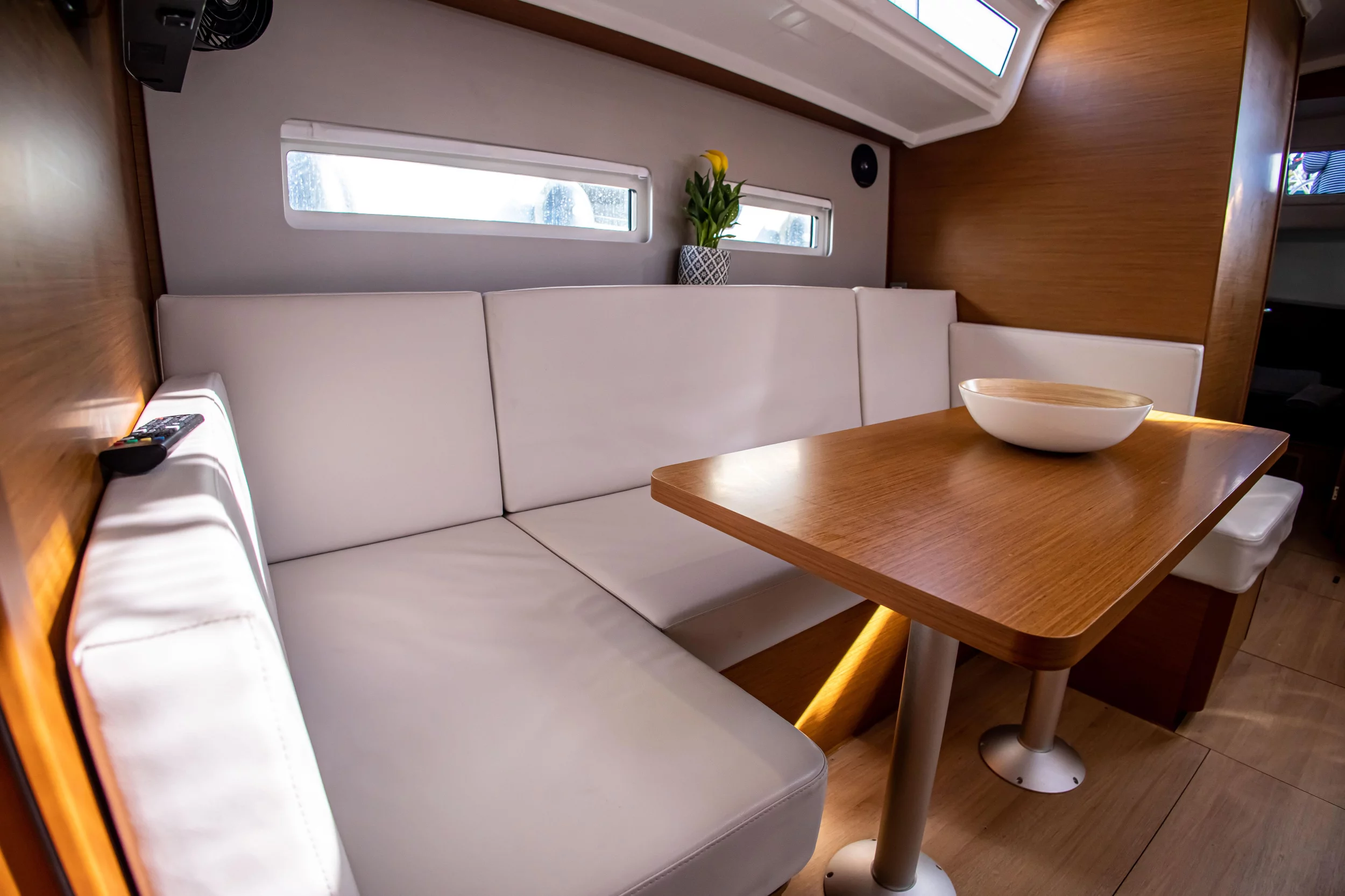 Sun Odyssey 410 (Psi Octantis)  - 29