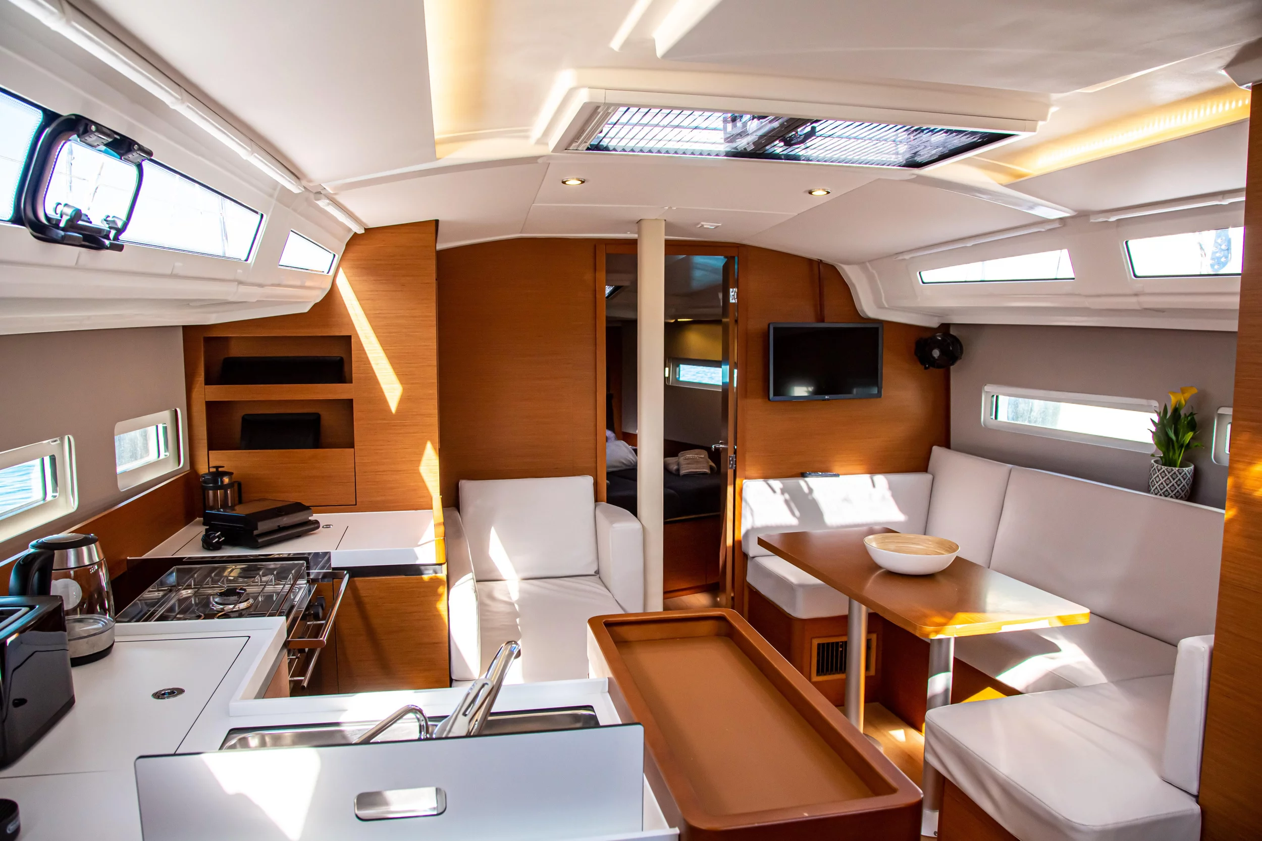 Sun Odyssey 410 (Psi Octantis)  - 5