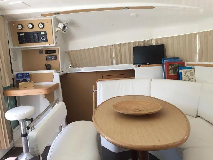 Lagoon 440 (Dory)  - 1