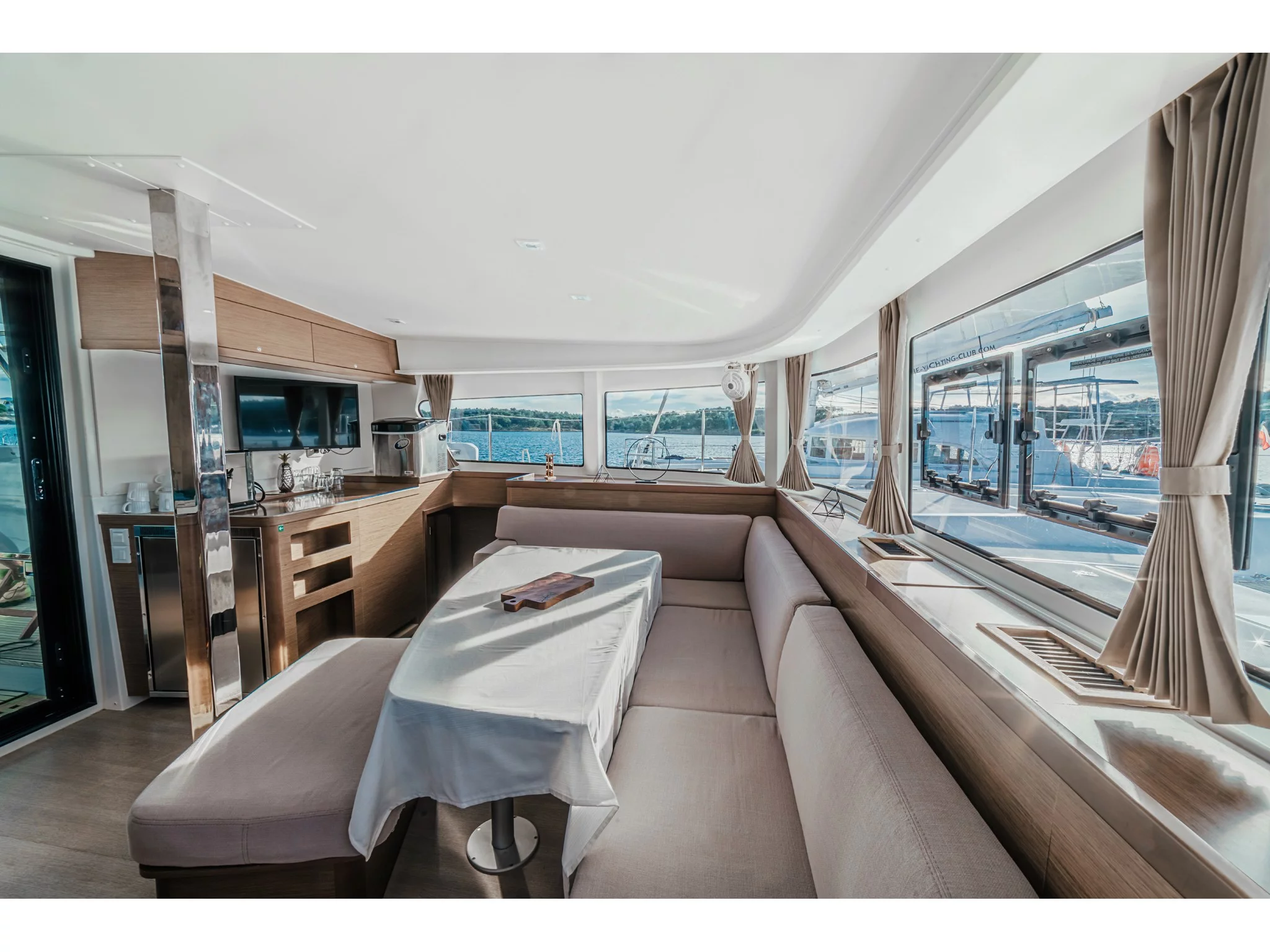 Lagoon 42 (ARTEMIS) Interior image - 29