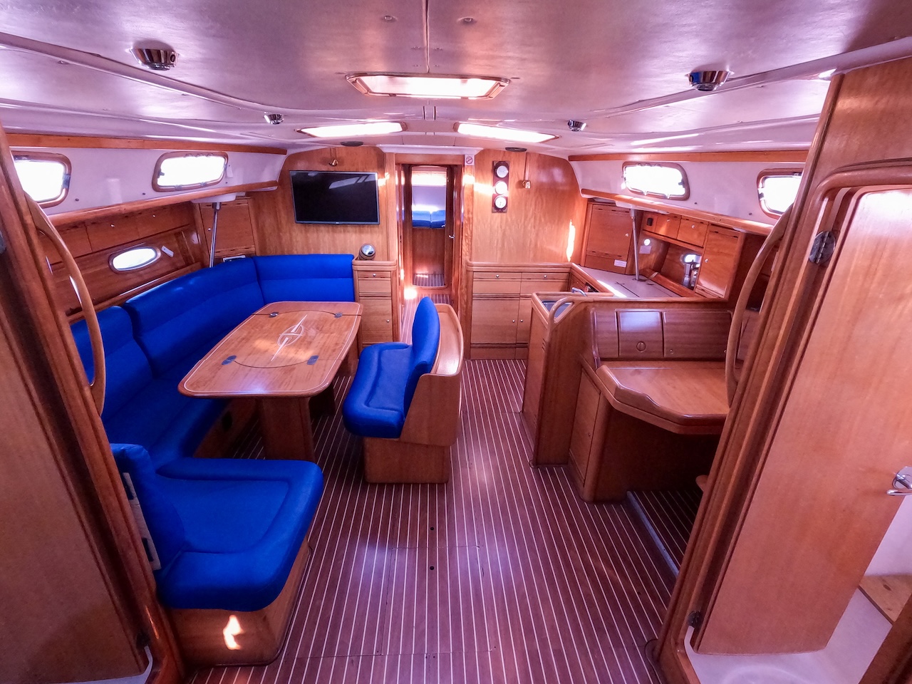 Bavaria 50 Cruiser — photo 5