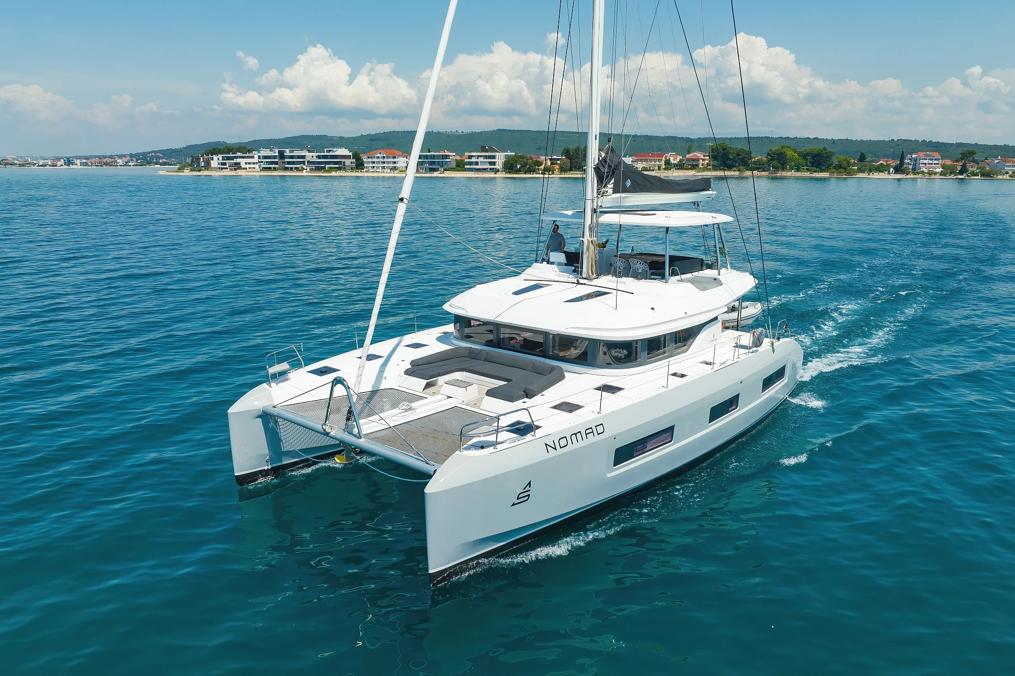 Lagoon 55 - Elegance line (NOMAD)  - 108