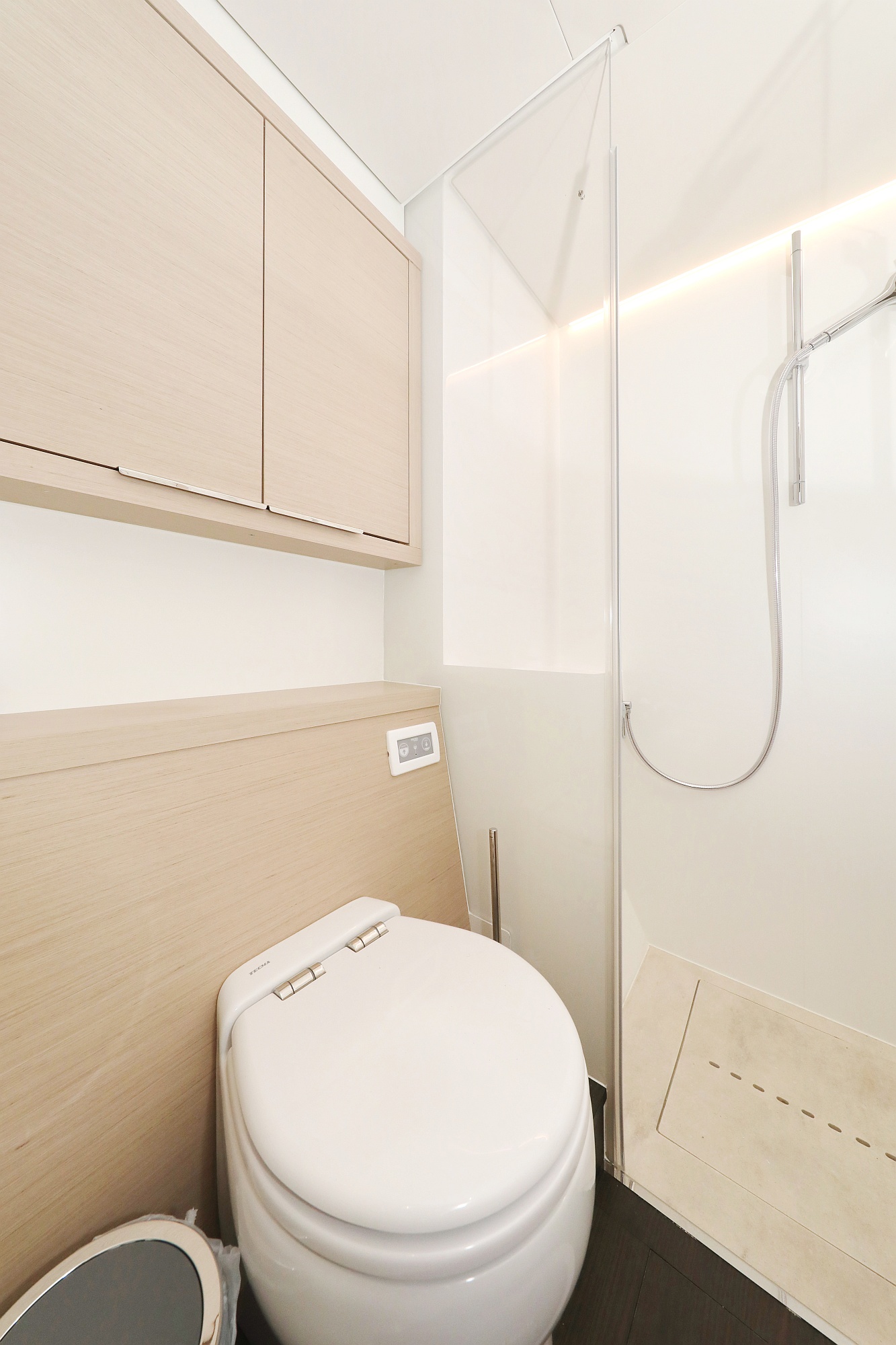 Photo #92 - Lagoon 55 - Elegance line (NOMAD) in Split - 10900