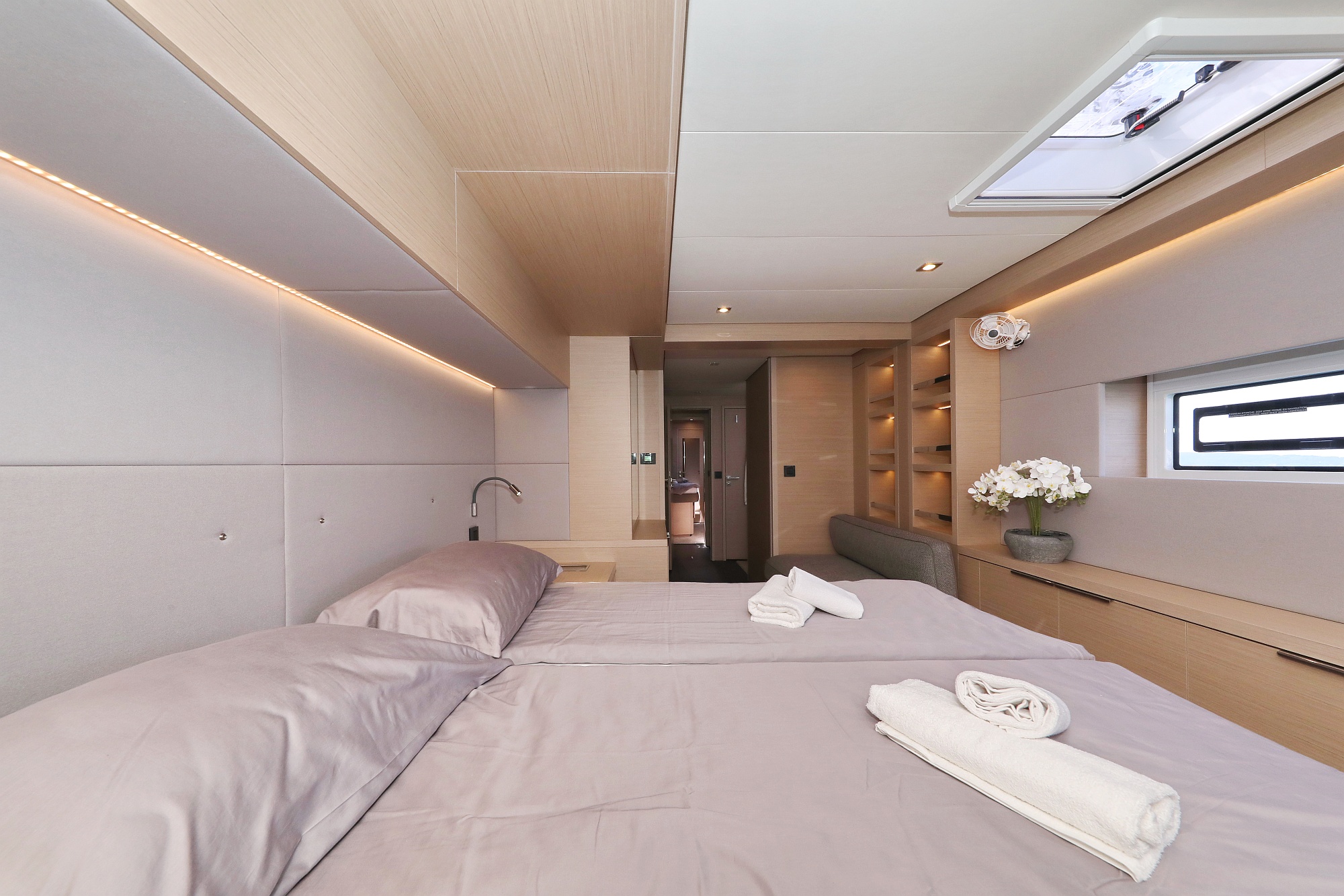 Photo #62 - Lagoon 55 - Elegance line (NOMAD) in Split - 10900