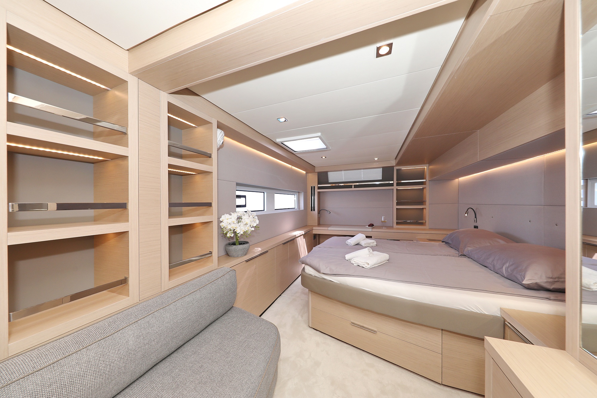 Photo #147 - Lagoon 55 - Elegance line (NOMAD) in Split - 10900