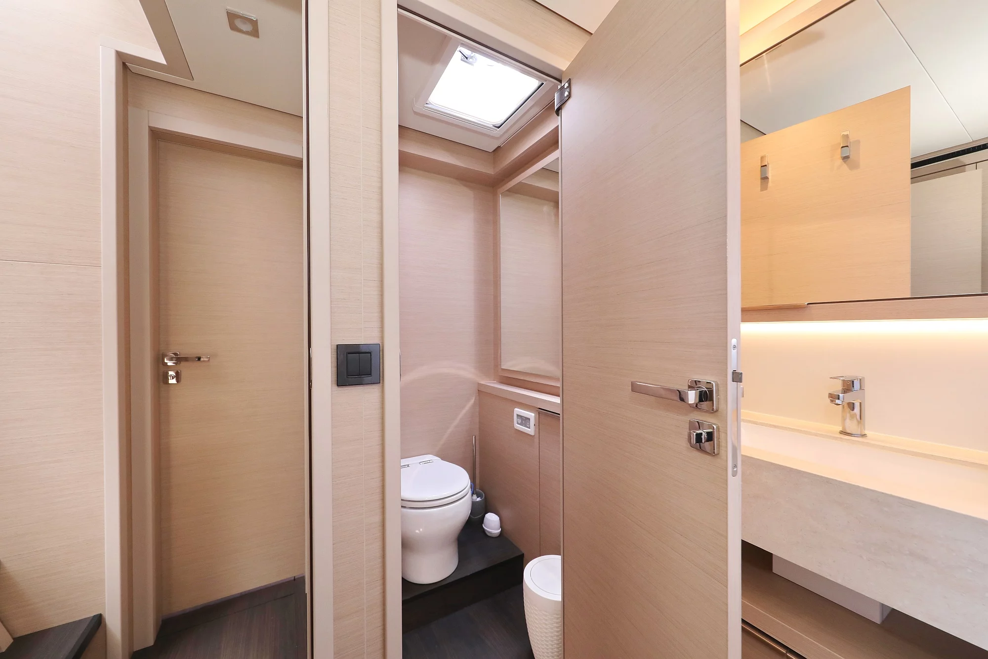 Lagoon 55 - Elegance line (NOMAD)  - 14