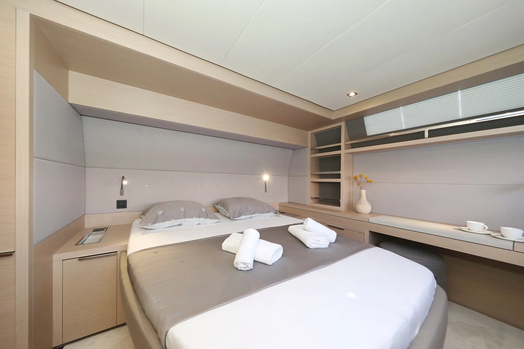 Lagoon 55 - Elegance line (NOMAD)  - 290