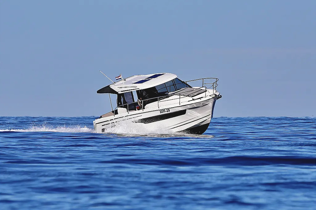 Photo #2 - Merry Fisher 895 (Ohana) in Zara - 20098