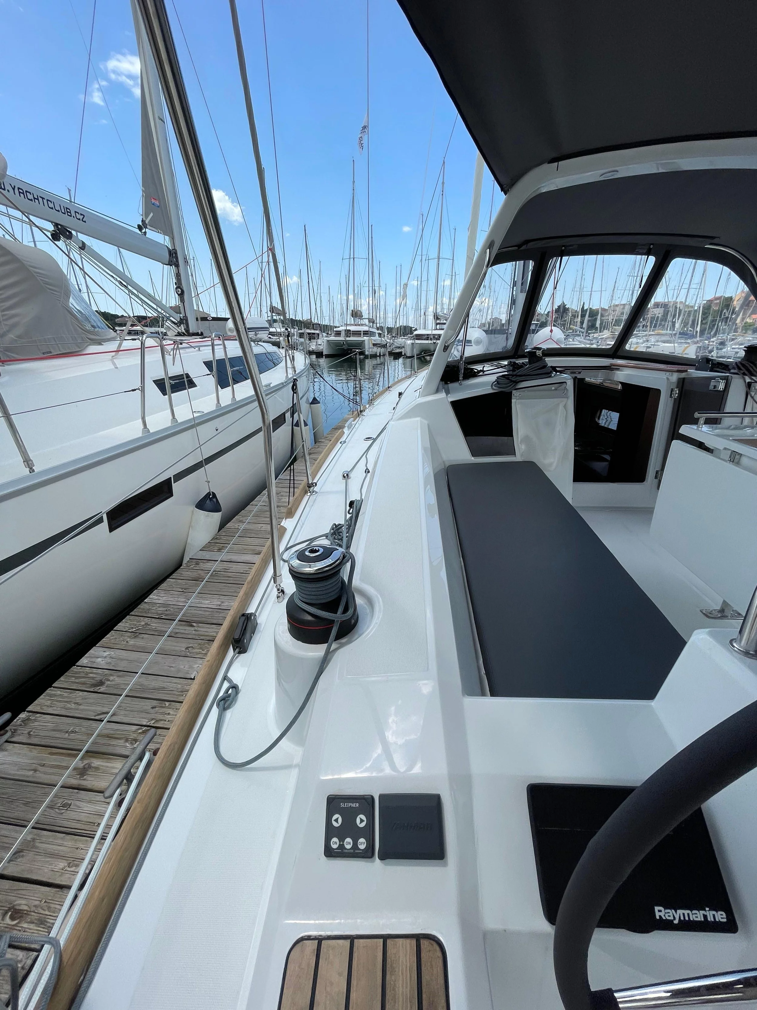 Oceanis 38.1 (Cocco)  - 5