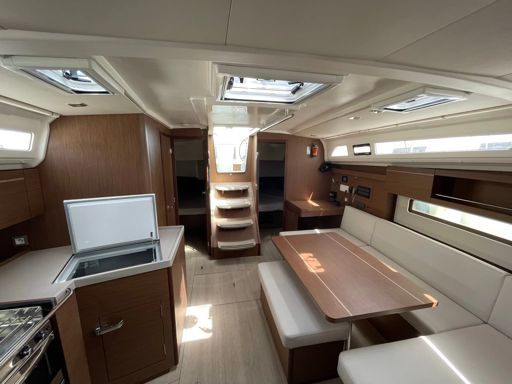 Oceanis 40.1 (LOL)  - 17