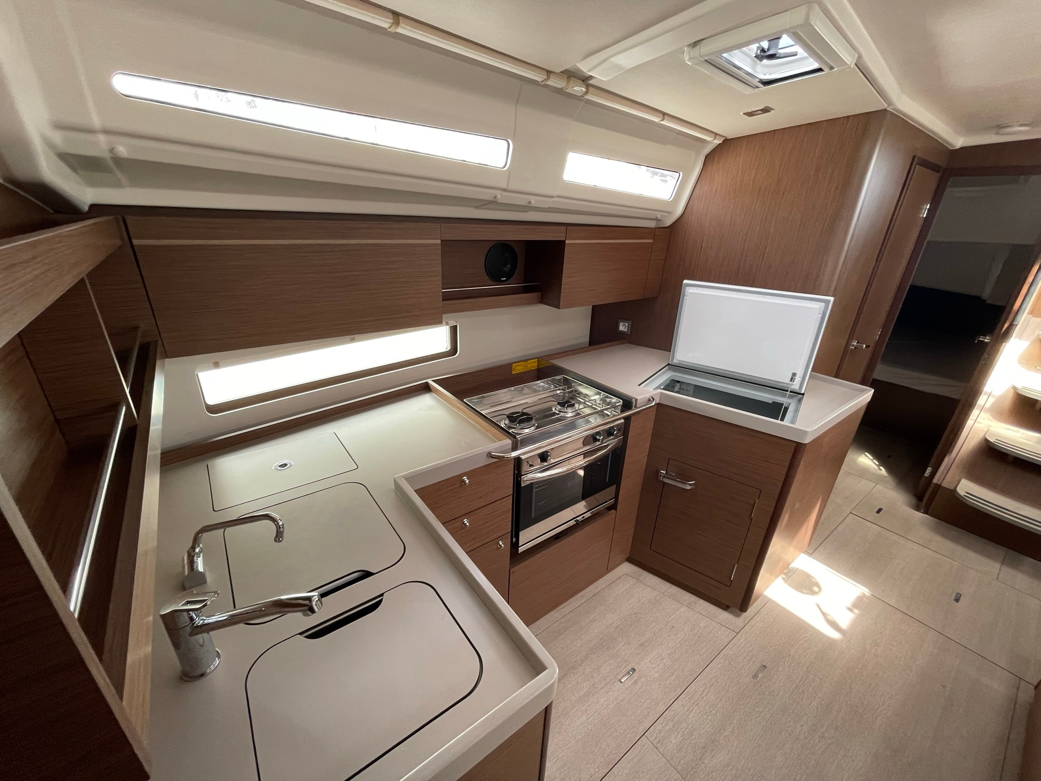 Photo #17 - Oceanis 40.1 (LOL) in Lavrion - 16724