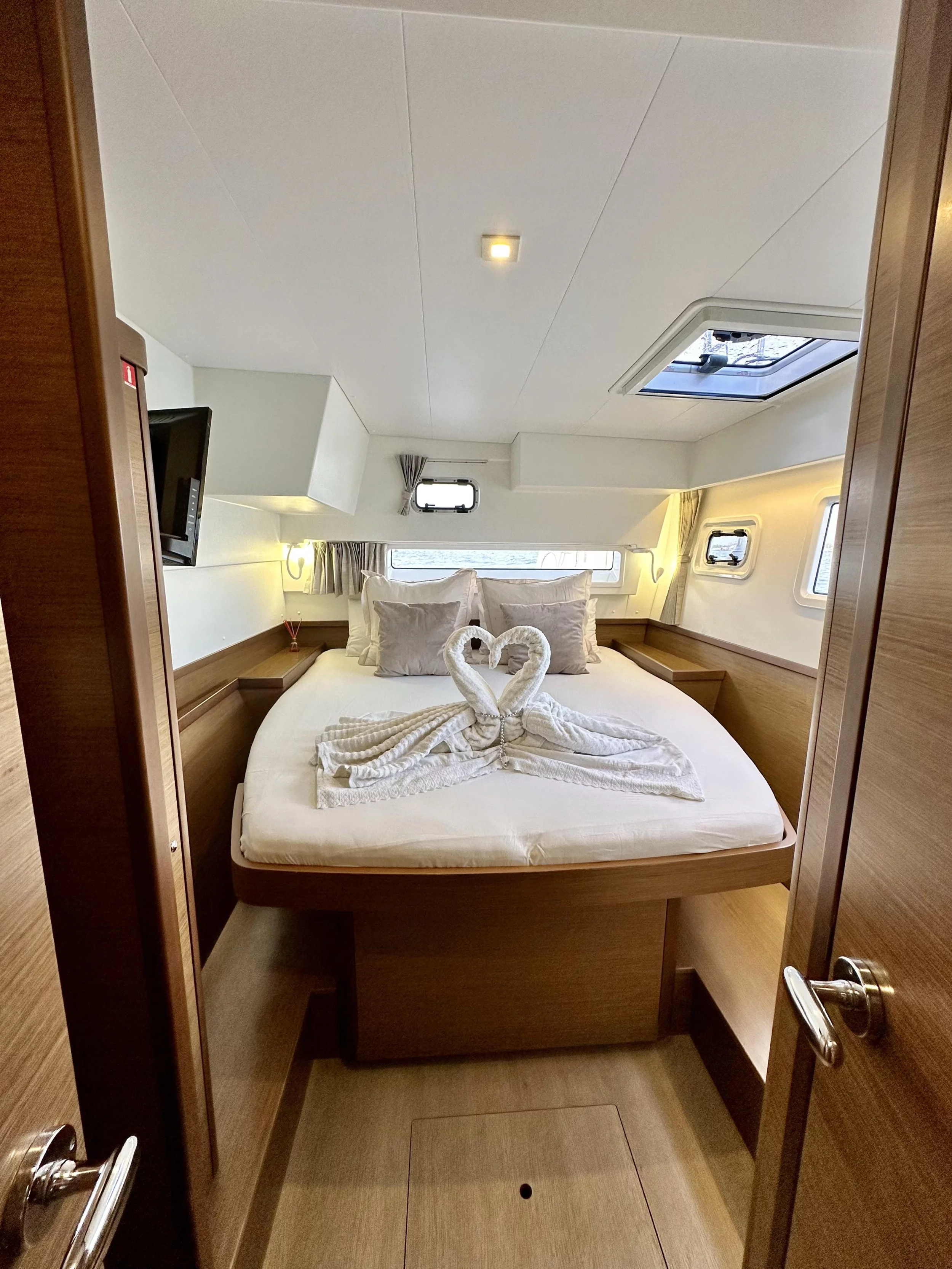 Lagoon 42 Owner's Version (Tango)  - 16
