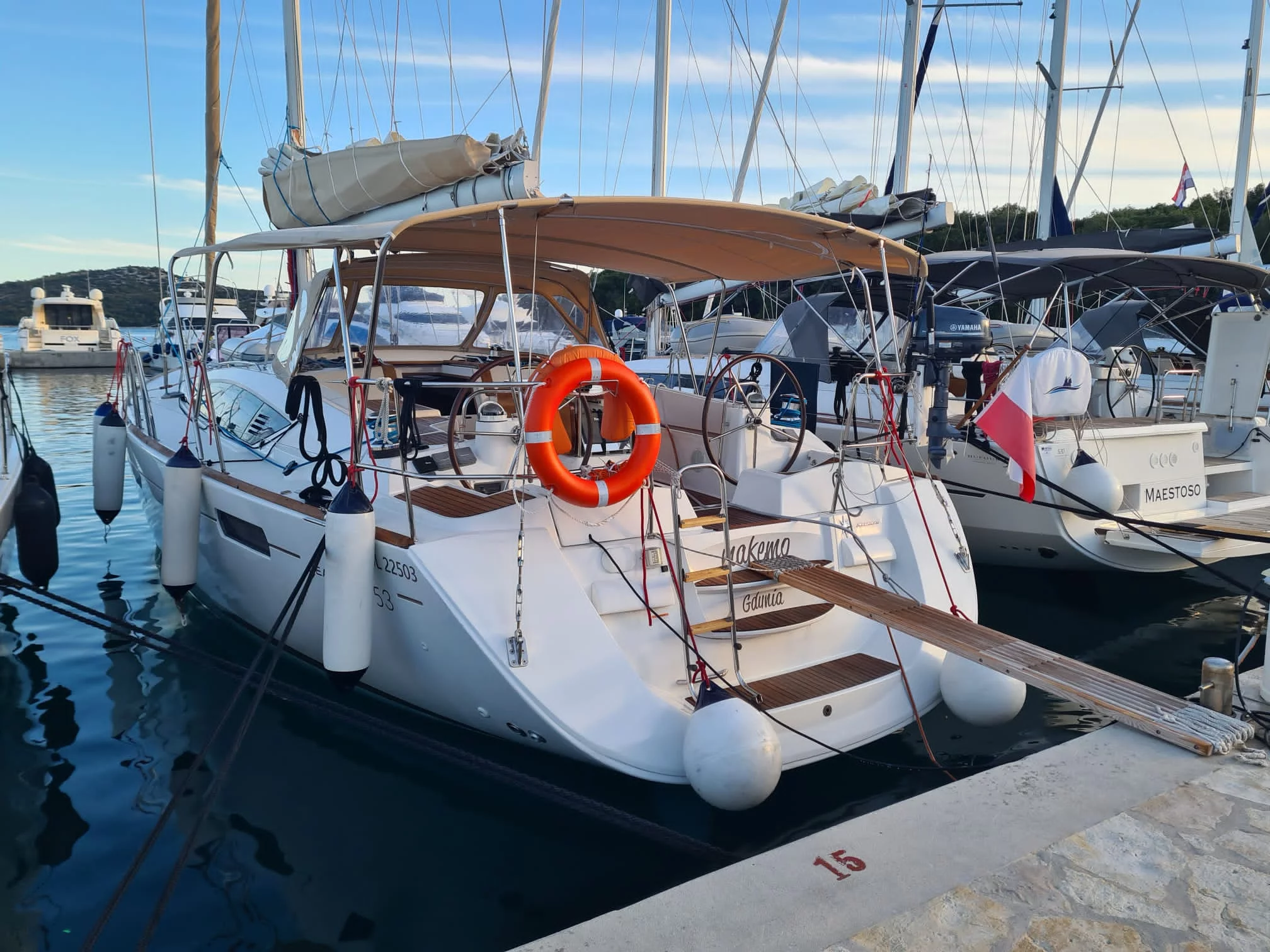 Jeanneau 53 (MAKEMO)  - 9