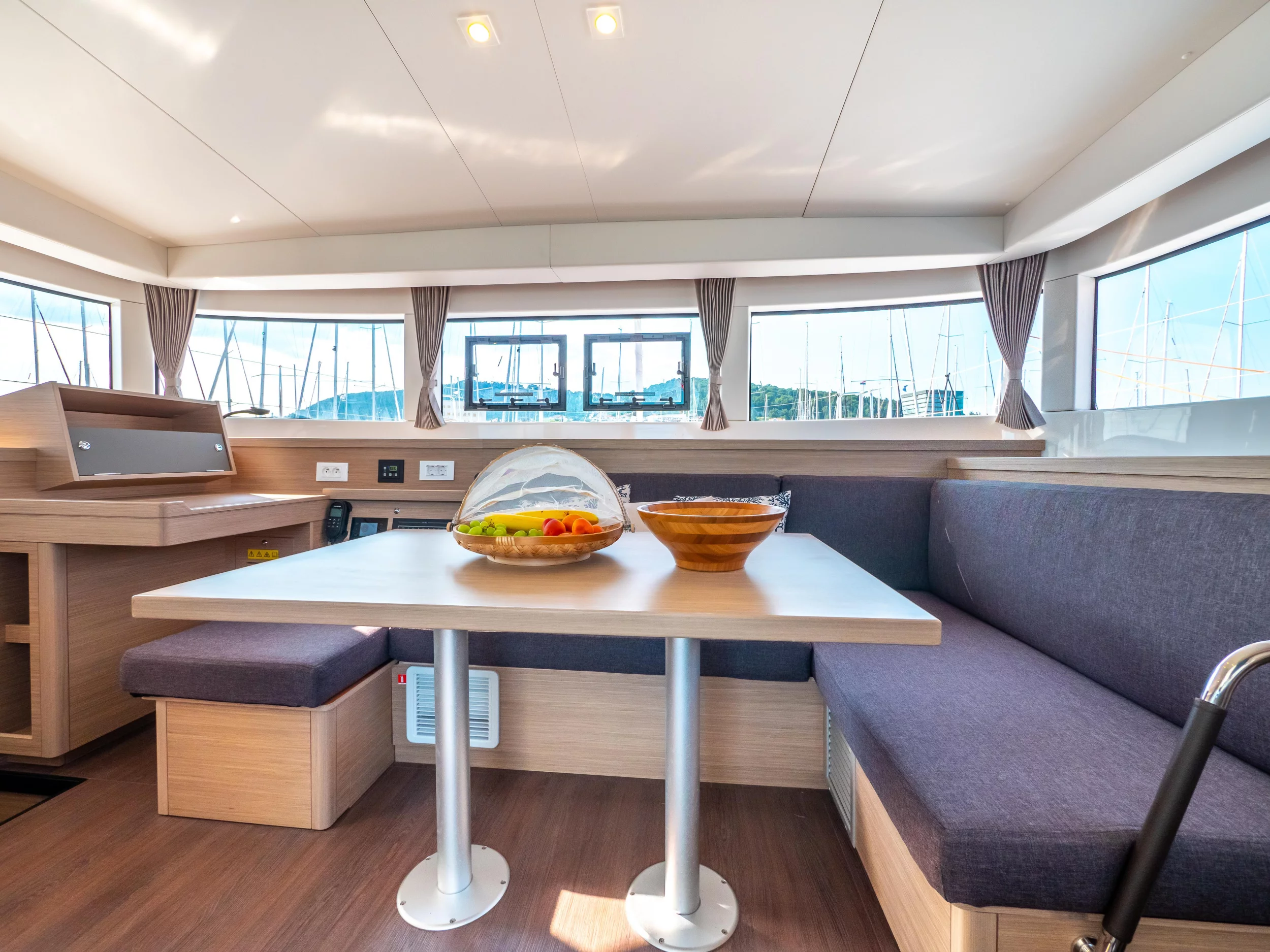 Lagoon 40 (OSPREY) Interior image - 8
