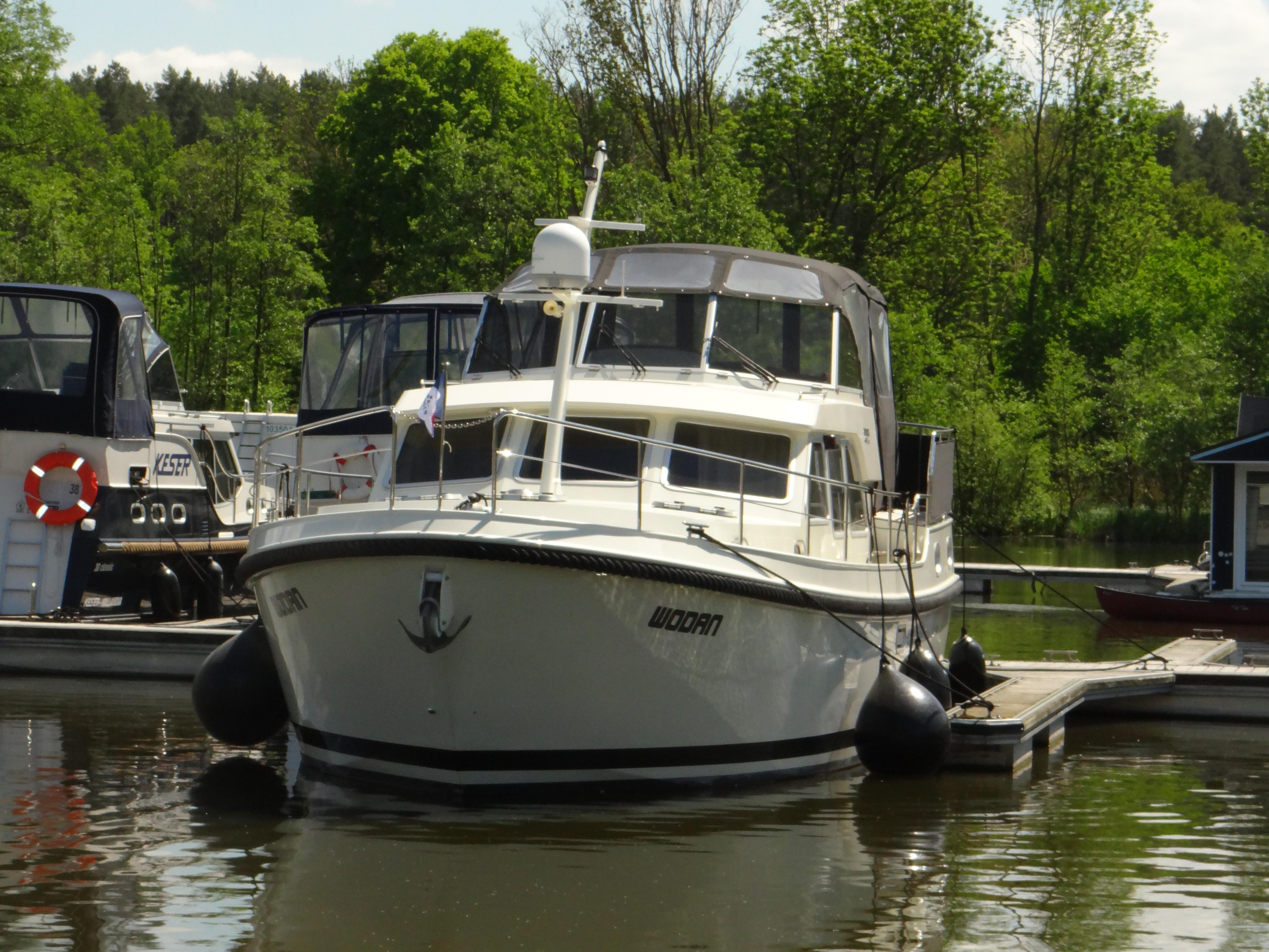 Photo #2 - Linssen GS 40.9 AC (Wodan (Sa)) in Mirow - 22107