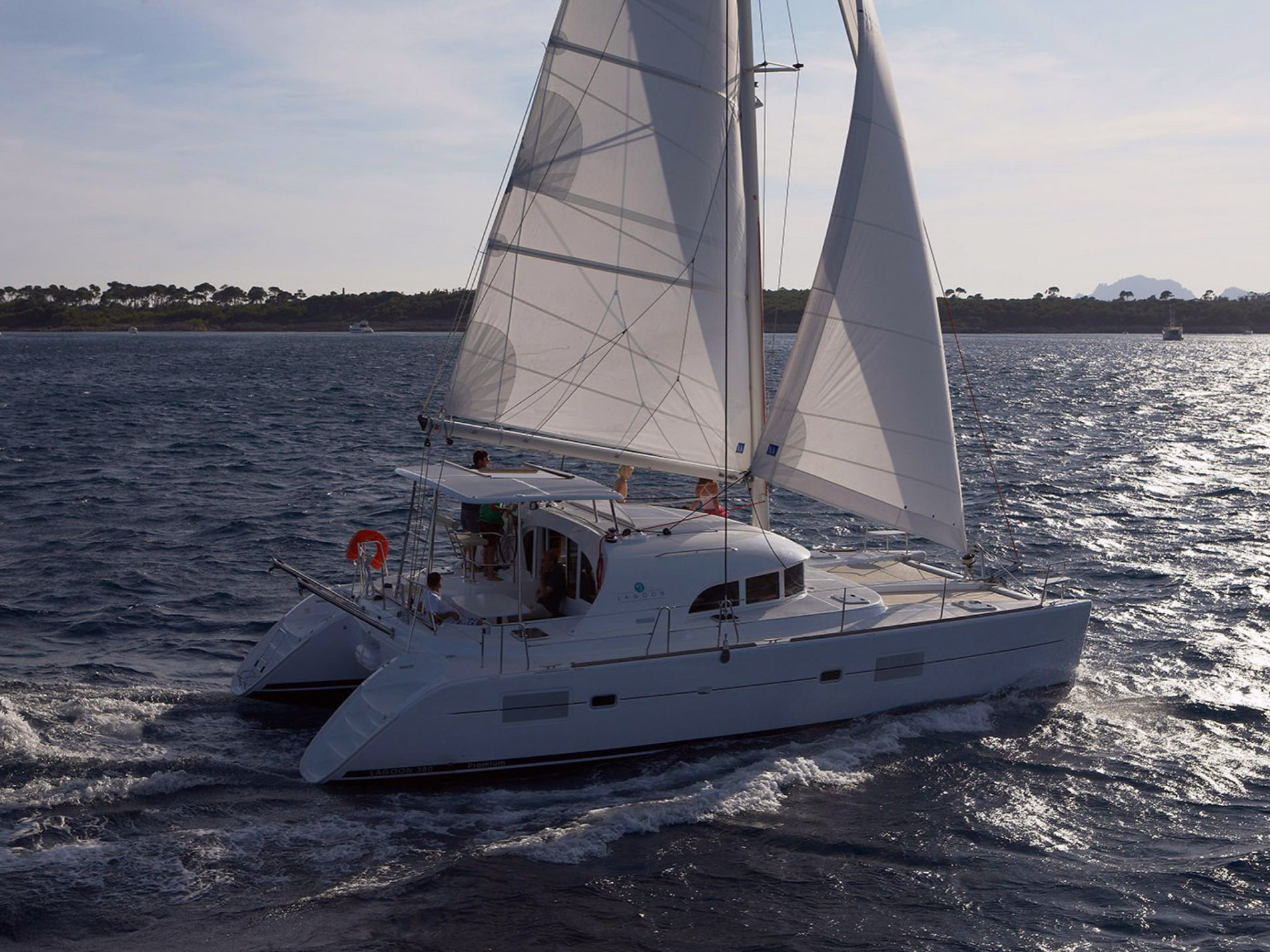 Photo #2 - Lagoon 380 S2 (Poe Vai) in Papeete - 20139