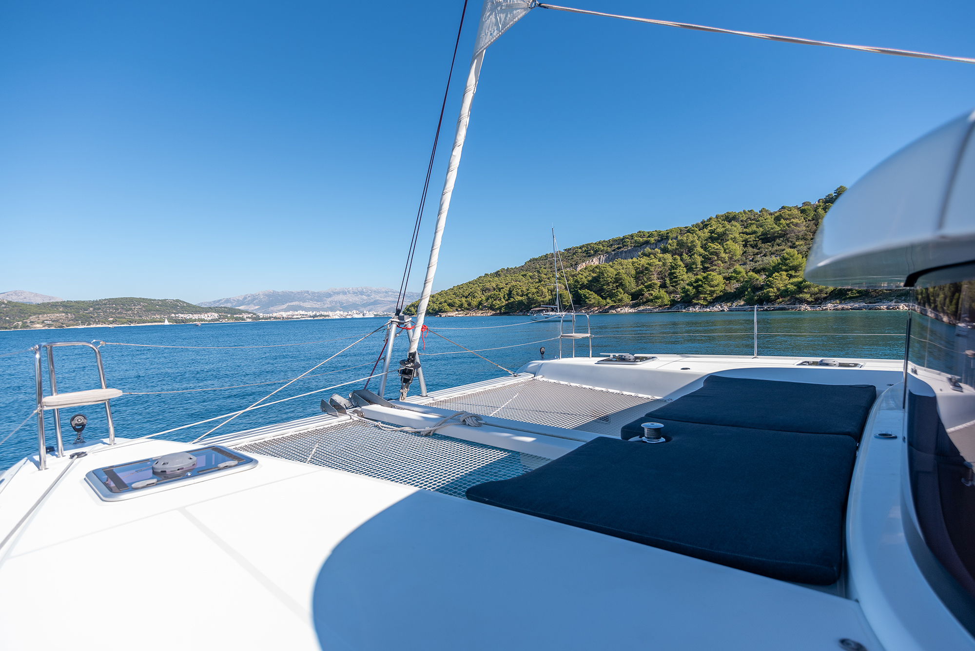 Photo #9 - Lagoon 42 owner version (FIND US) in Kastela - 10129