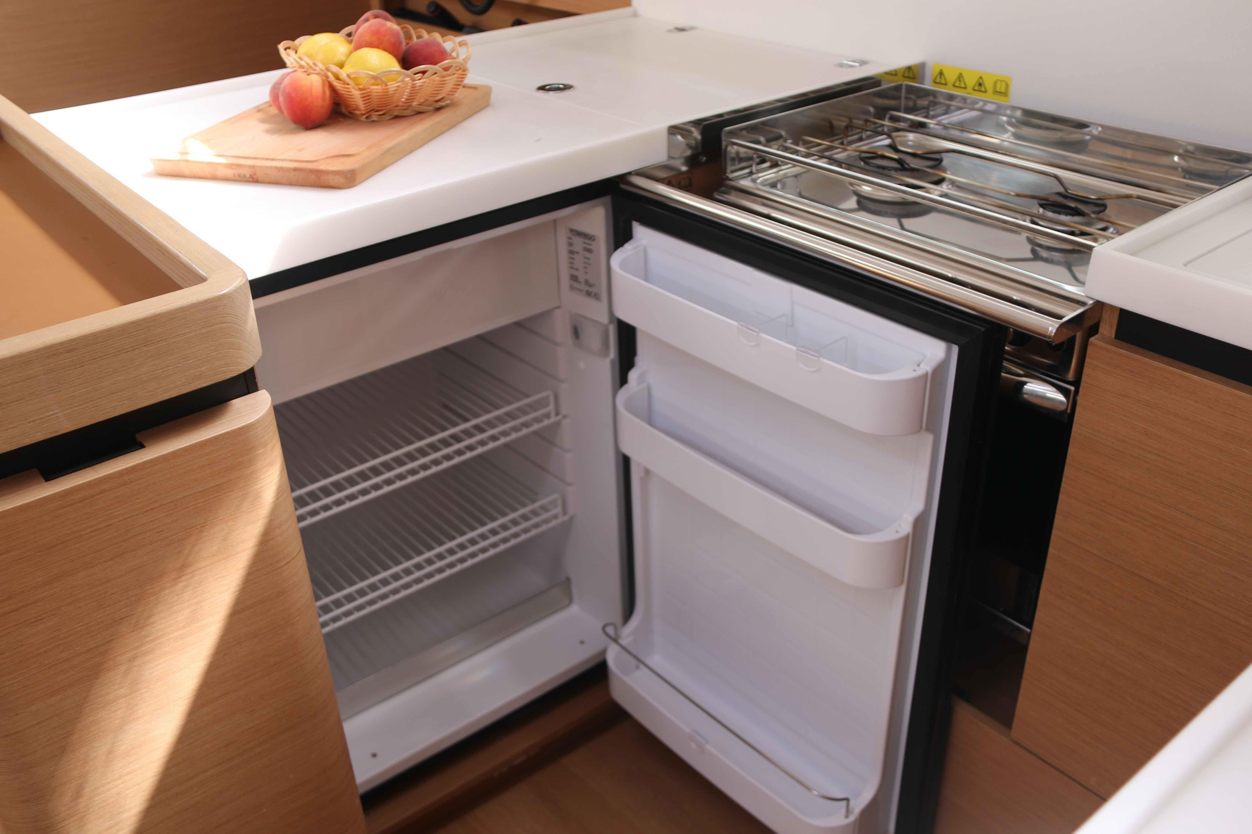 Photo #2 - Sun Odyssey 440 - 3 cabins (BOHEMIAN RHAPSODY) in Sukosan - 64152