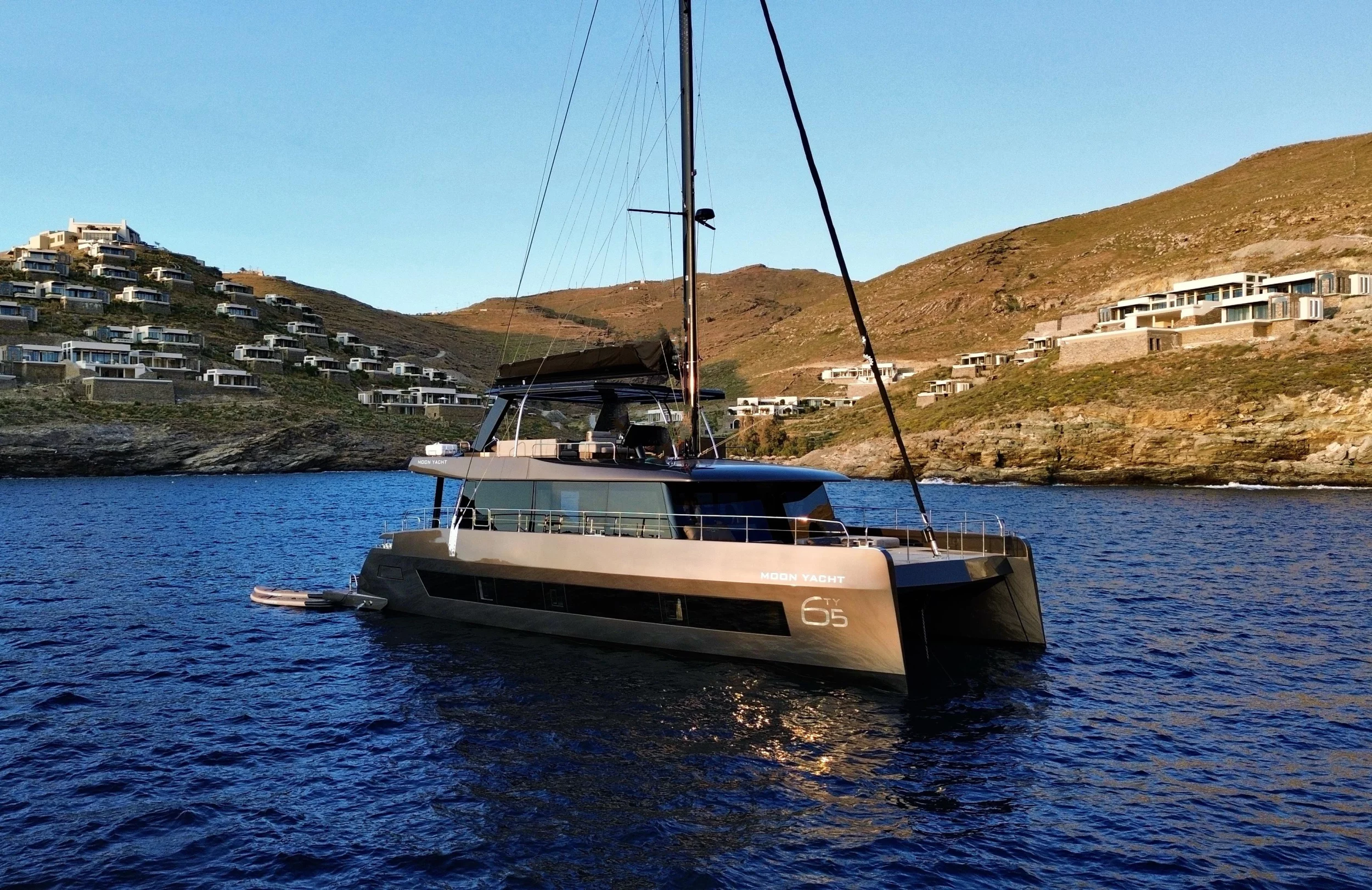 Moon Yacht 65 (Honeymoon)  - 31