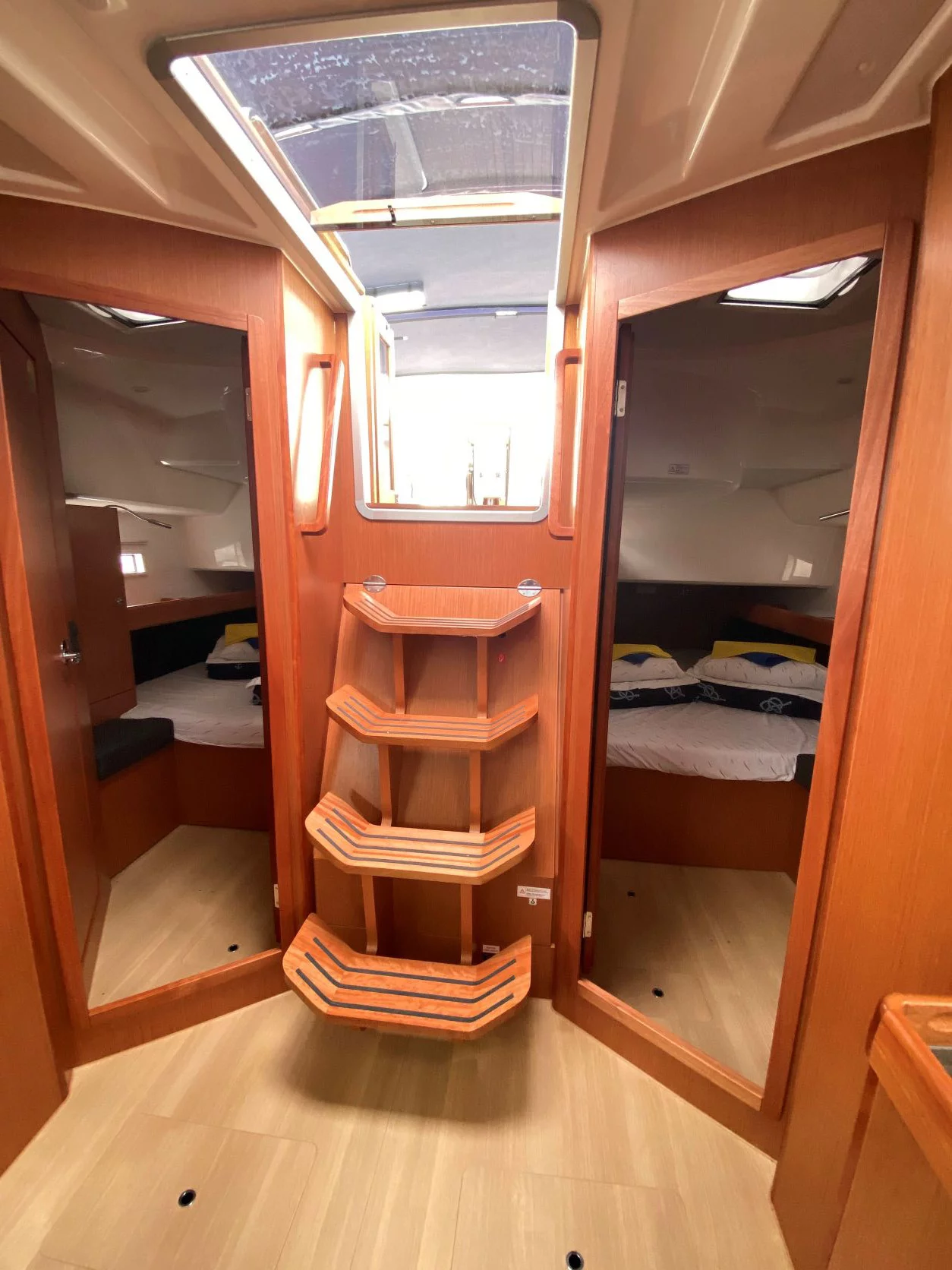 Bavaria Cruiser 46 (Tess Point)  - 5