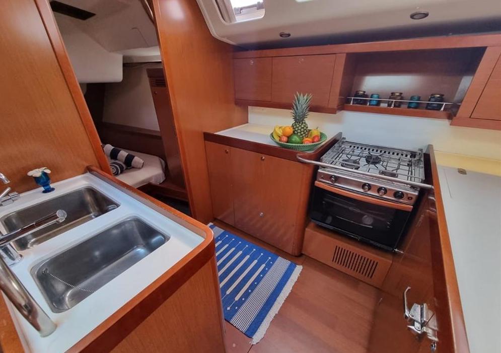 Photo #15 - Beneteau Oceanis 54 (Thidawaree) in Koh Chang - 20146