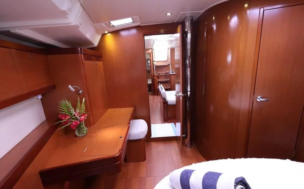 Beneteau Oceanis 54 (Thidawaree)  - 16