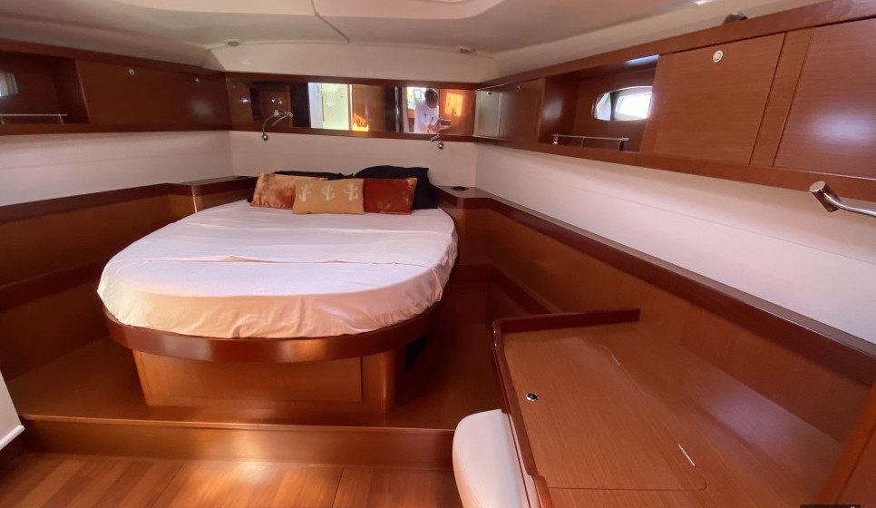 Photo #8 - Beneteau Oceanis 54 (Thidawaree) in Koh Chang - 20146