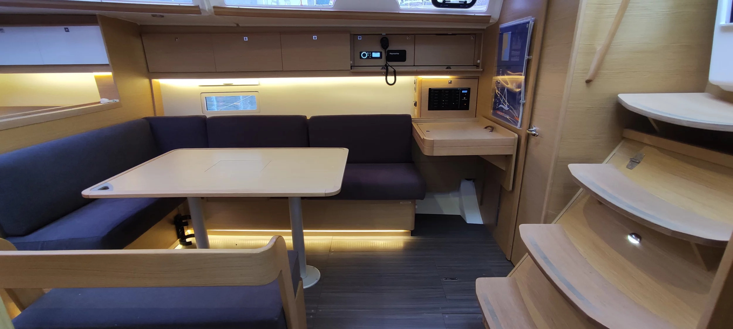 Dufour 430 (Enki)  - 5