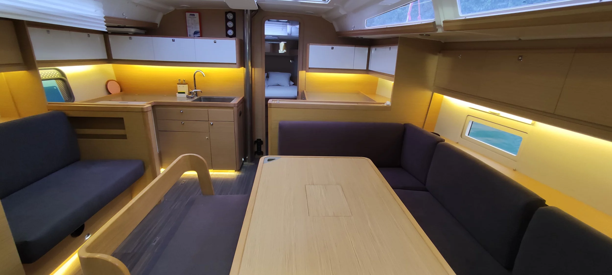 Dufour 430 (Enki)  - 7