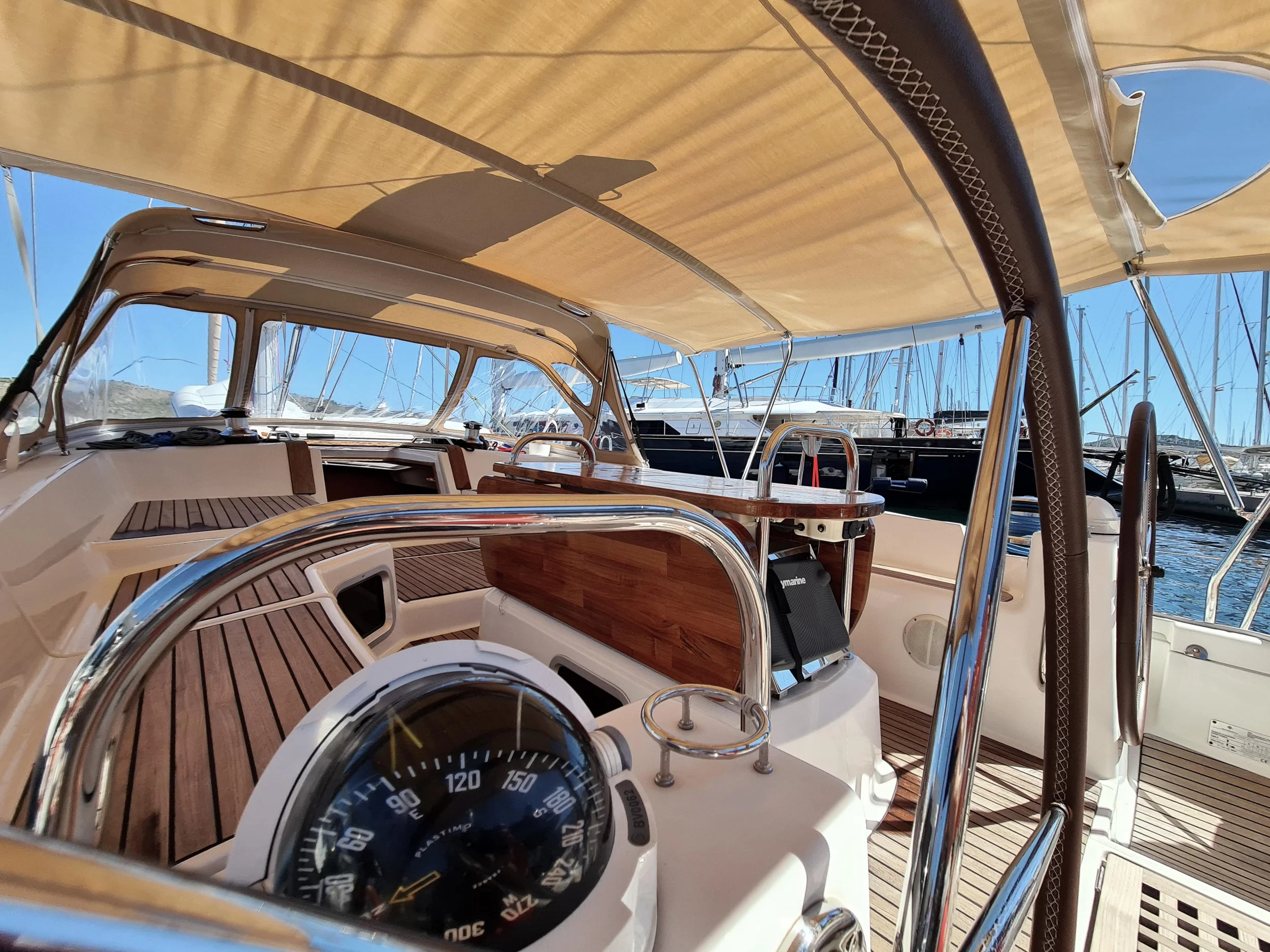 Jeanneau 53 (MAKEMO)  - 6