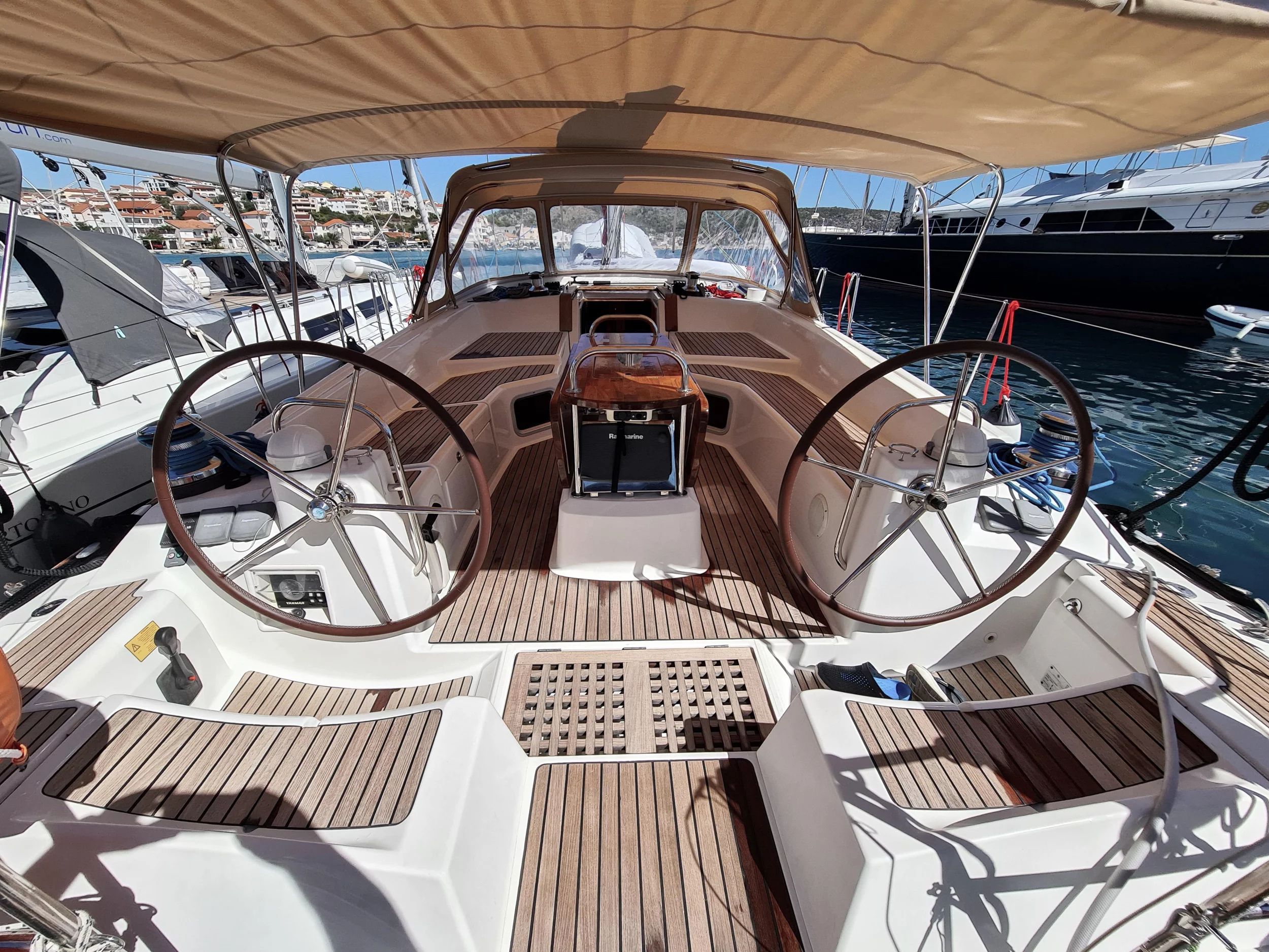 Jeanneau 53 (MAKEMO)  - 1