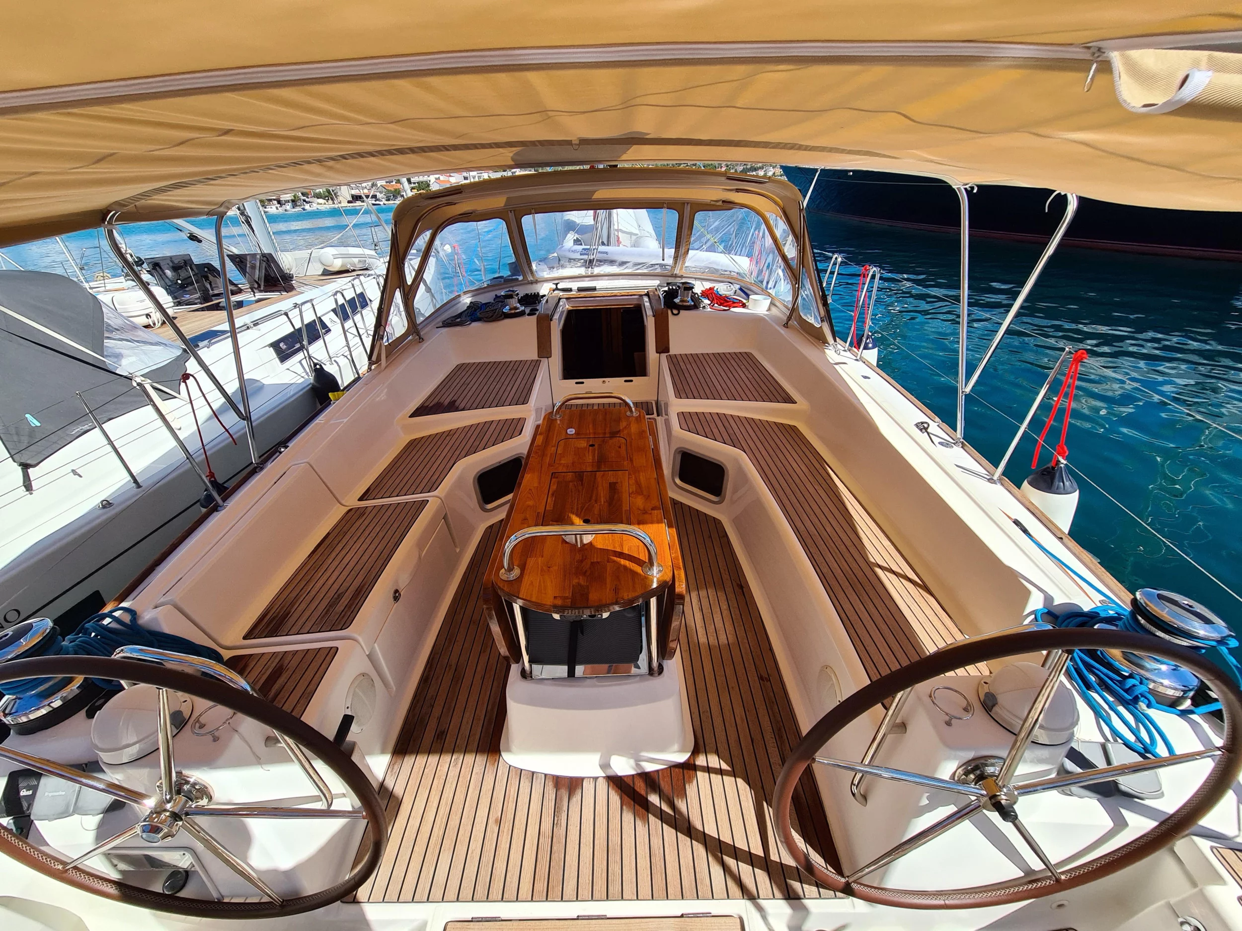 Jeanneau 53 (MAKEMO)  - 10