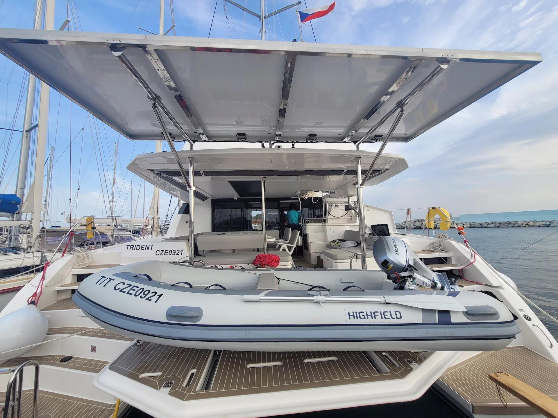 Leopard 50 (Trident)  - 4