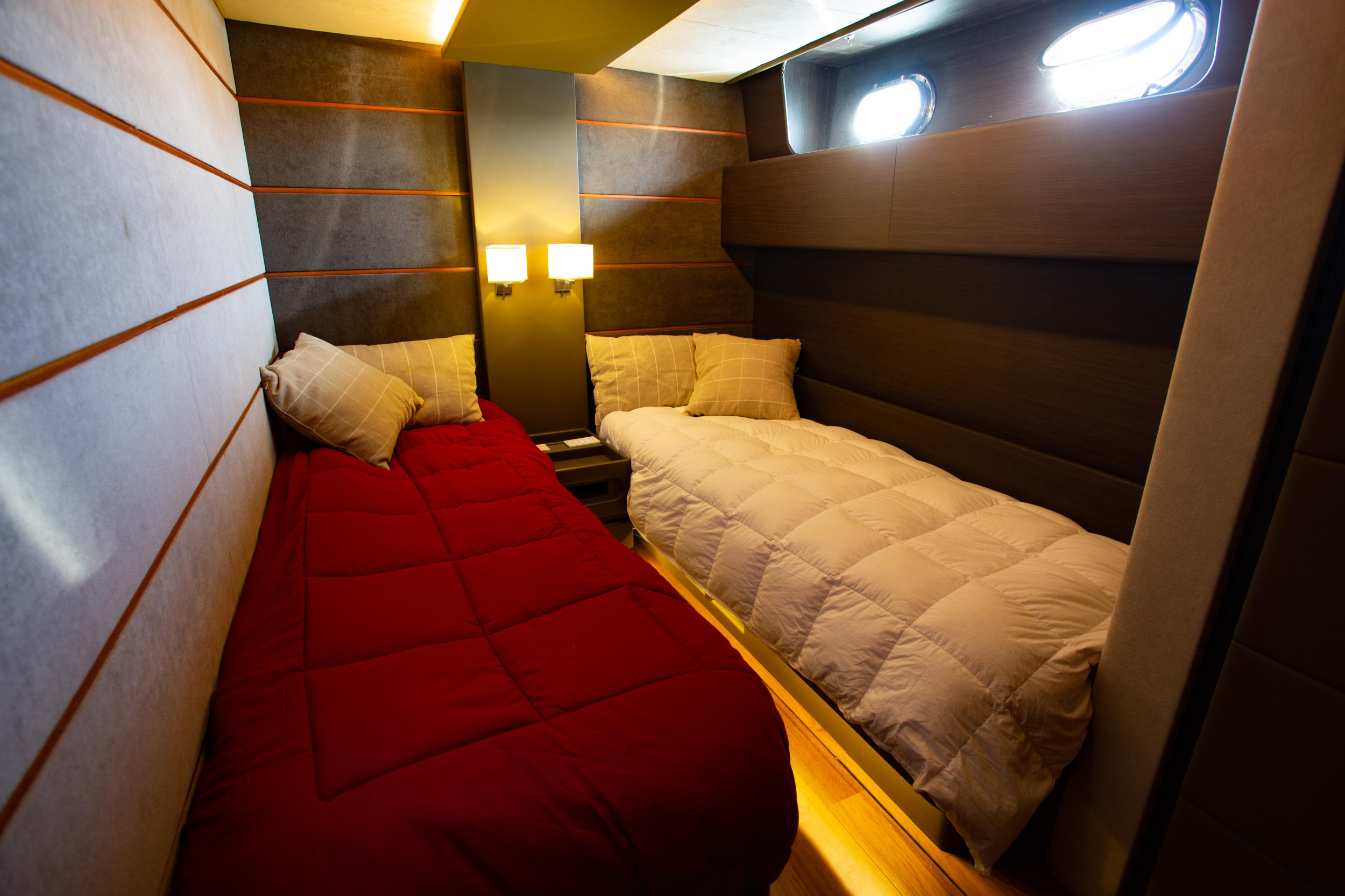 Photo #16 - Maeva Star 23 (Maeva Star) in Syracuse - 15269