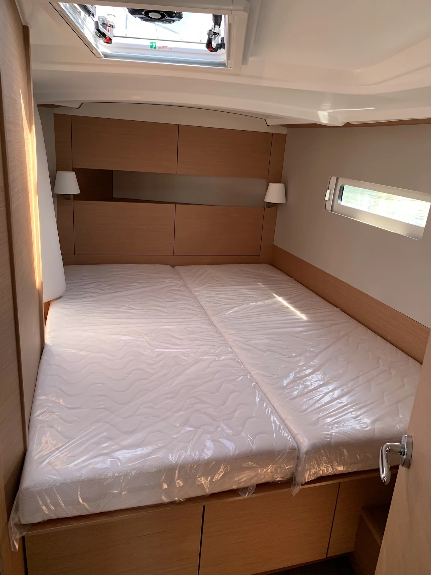 Sun Odyssey 410 (Bella)  - 2