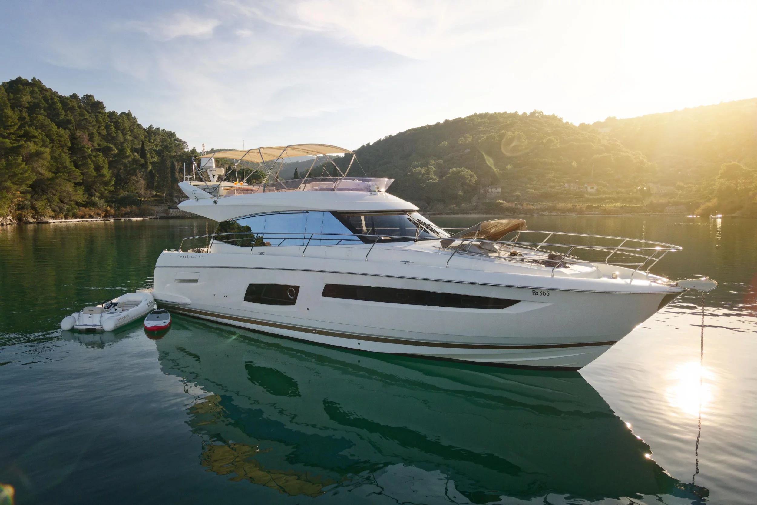 Prestige 550 Fly (Rock)  - 23