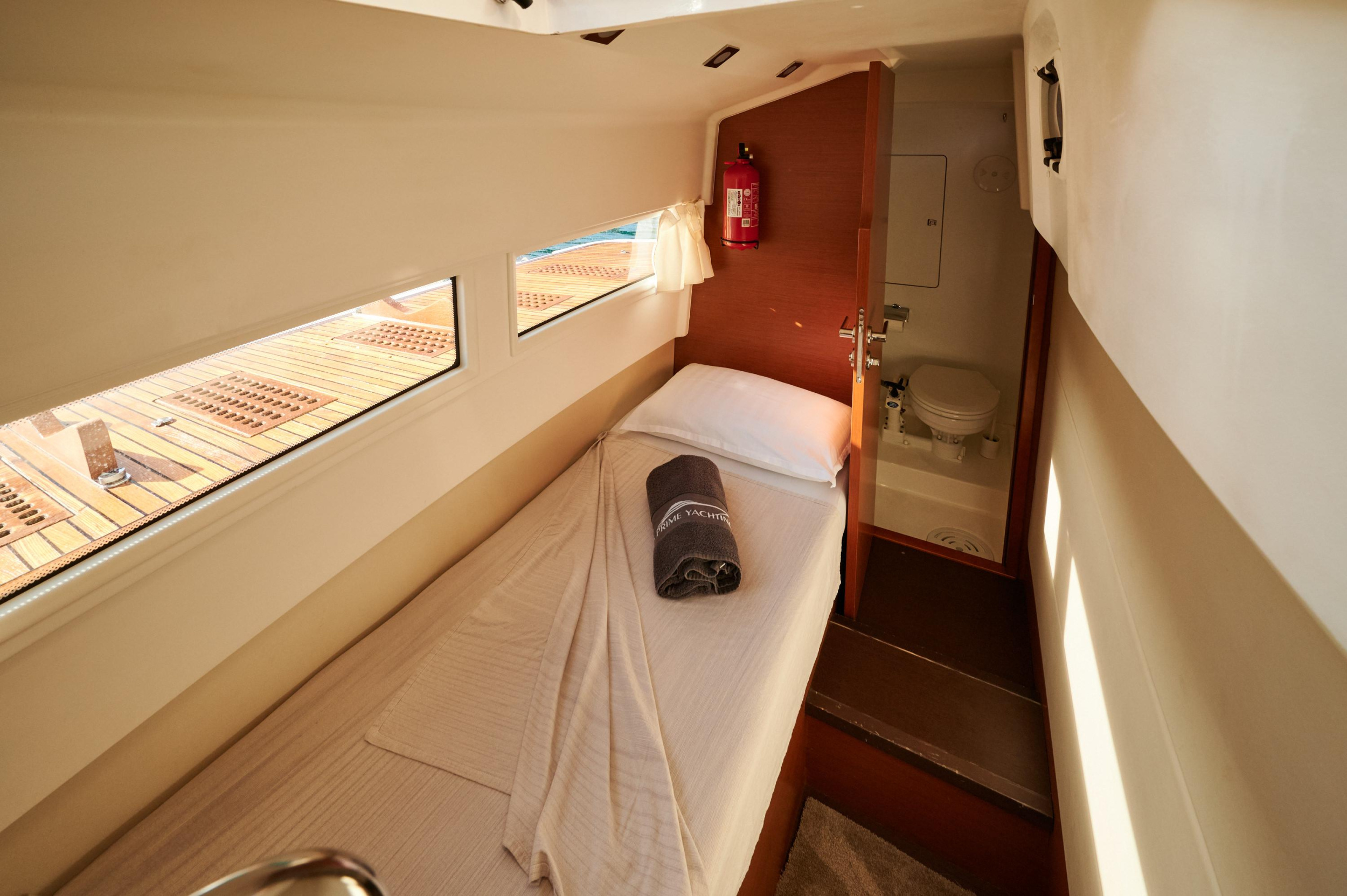 Photo #27 - Prestige 550 Fly (Rock) en Podstrana - 20230
