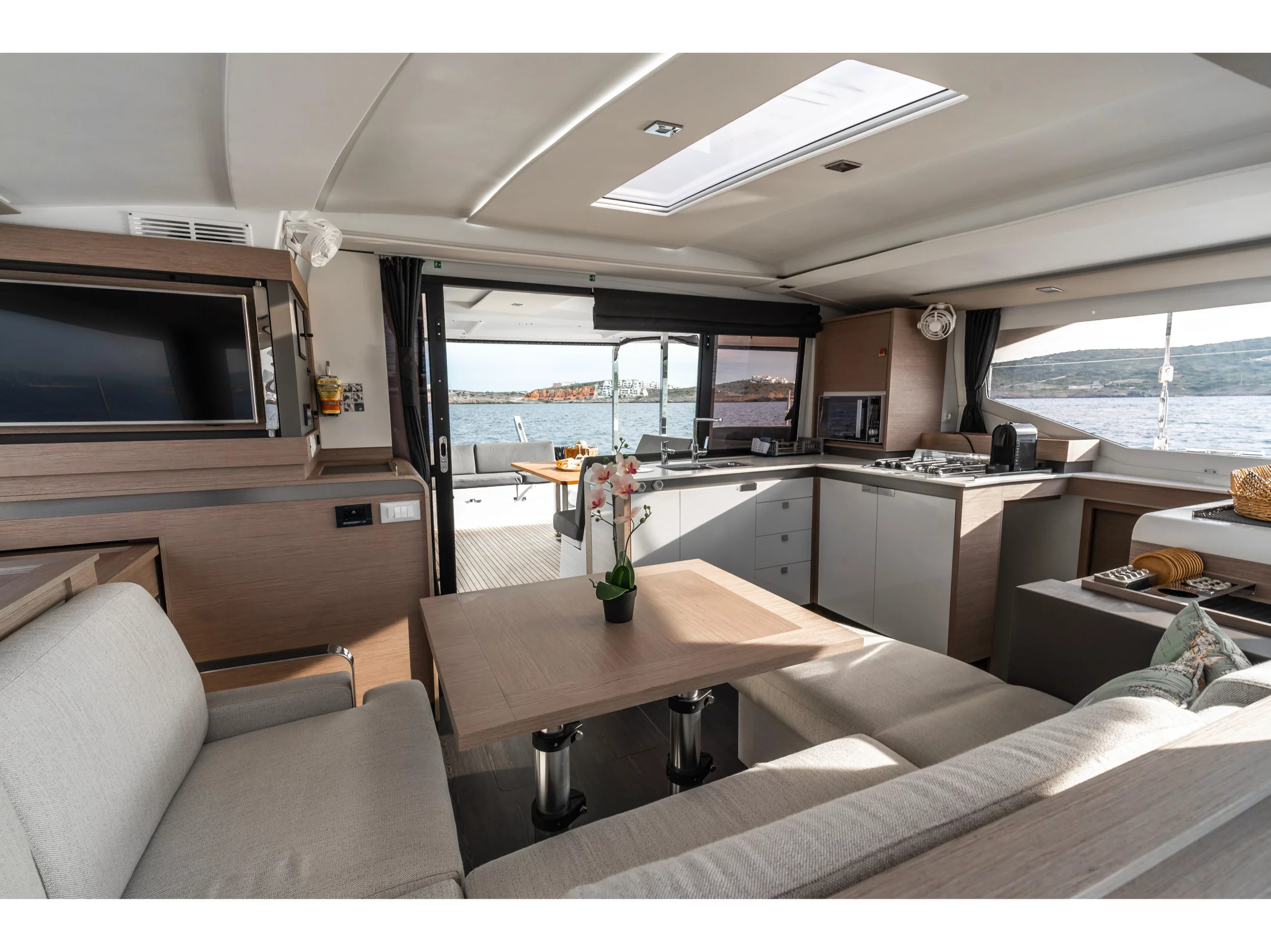 Isla 40 (Carpe Vitam) Interior image - 13