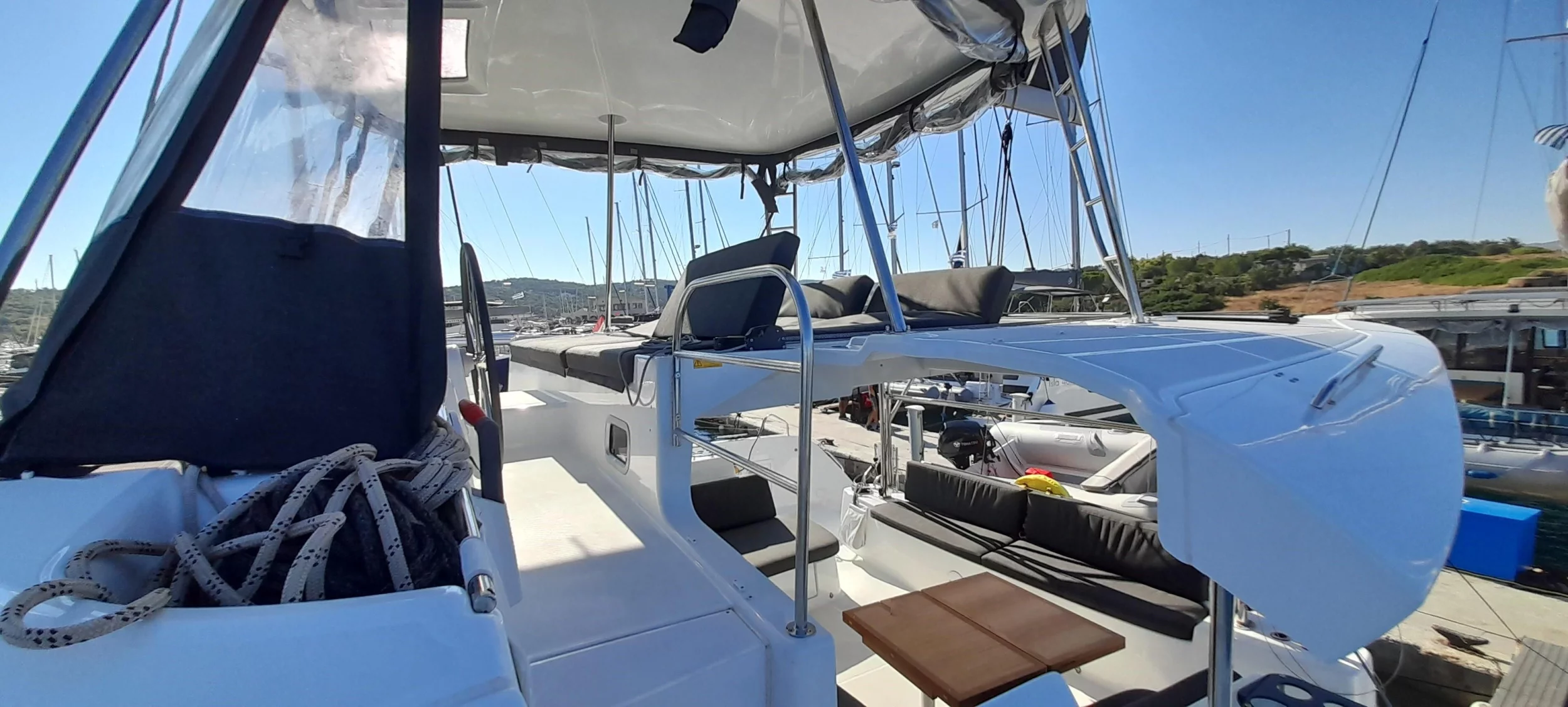 Lagoon 46 Owners Version (Free Bird II)  - 5