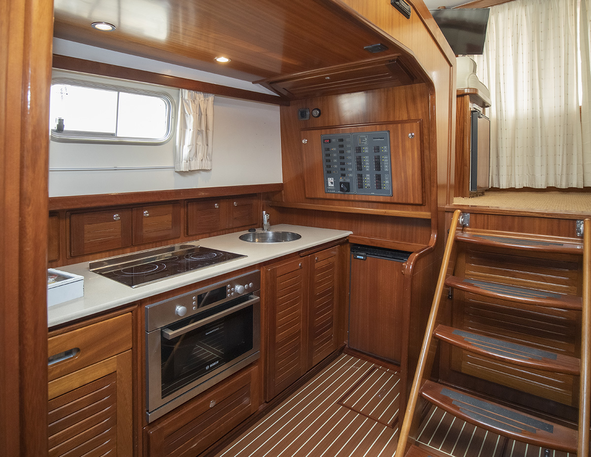 Photo #8 - Menorquin 160 FLY (Buccara XI) in Palma - 8524