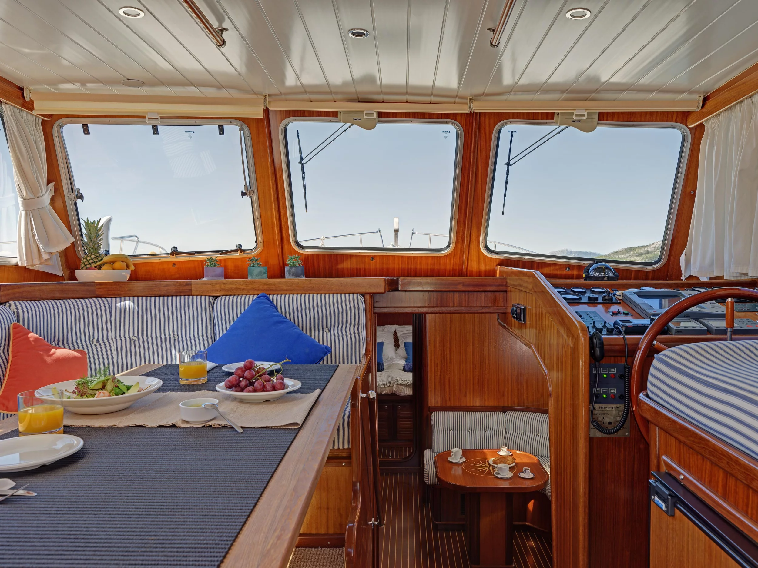 Menorquin 160 (Buccara VIII) Interior image - 20
