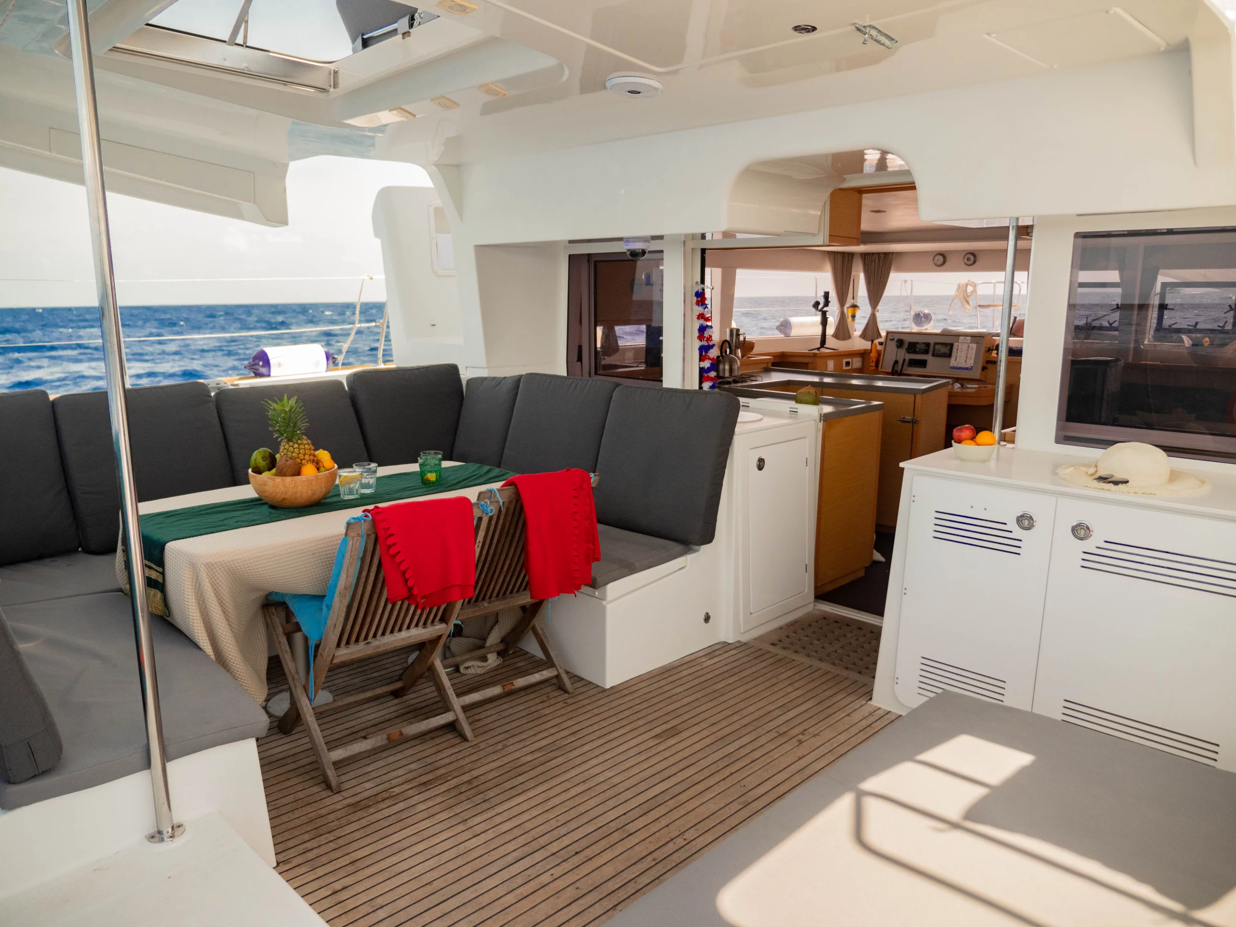 Lagoon 450 Fly (Butterfly) Interior image - 5