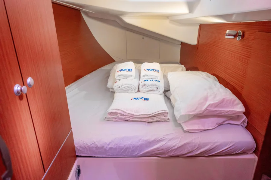 Hanse 445 - 4 cabin (Draco)  - 16
