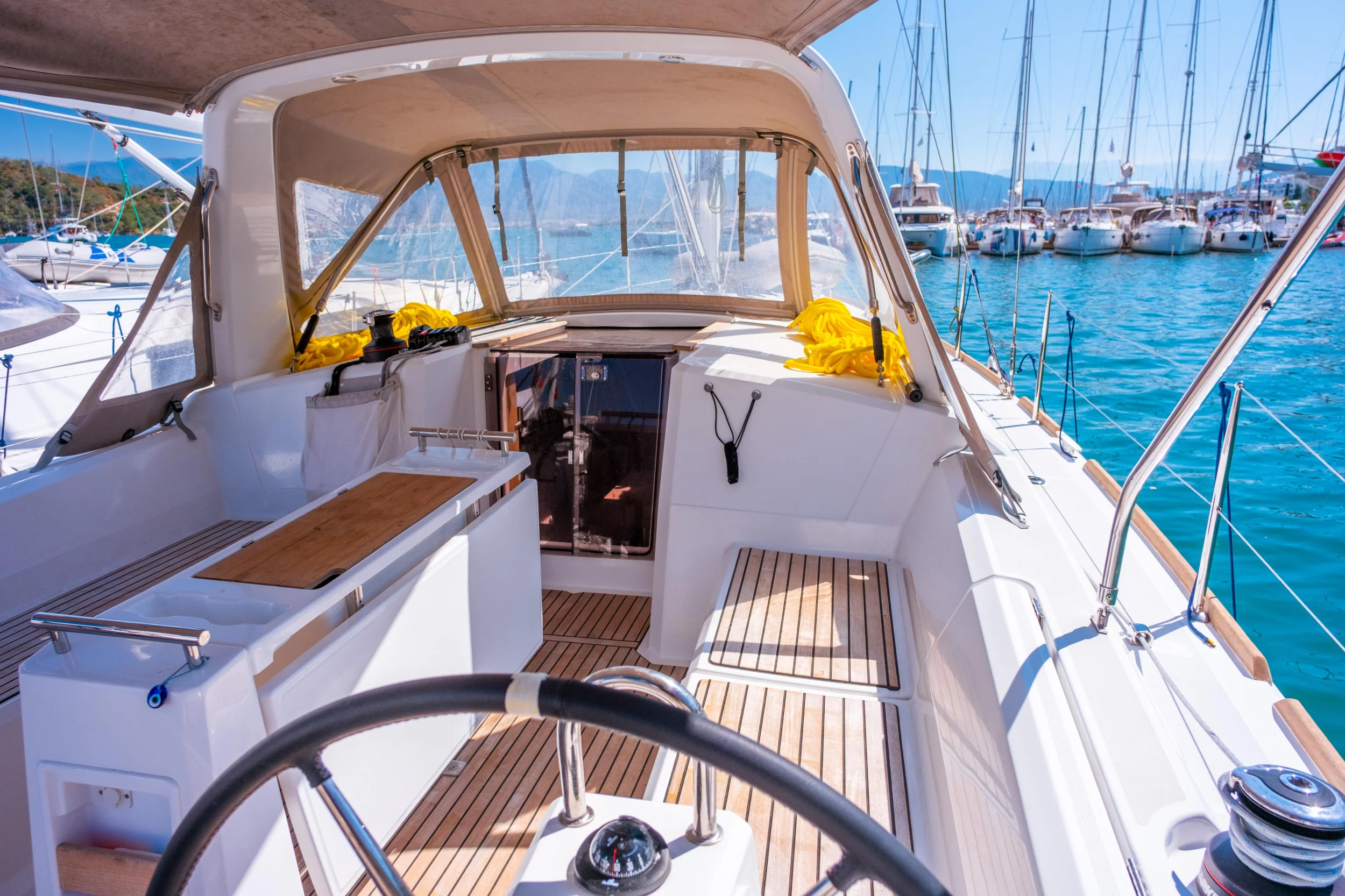 Oceanis 38.1 (TRITON 89)  - 29