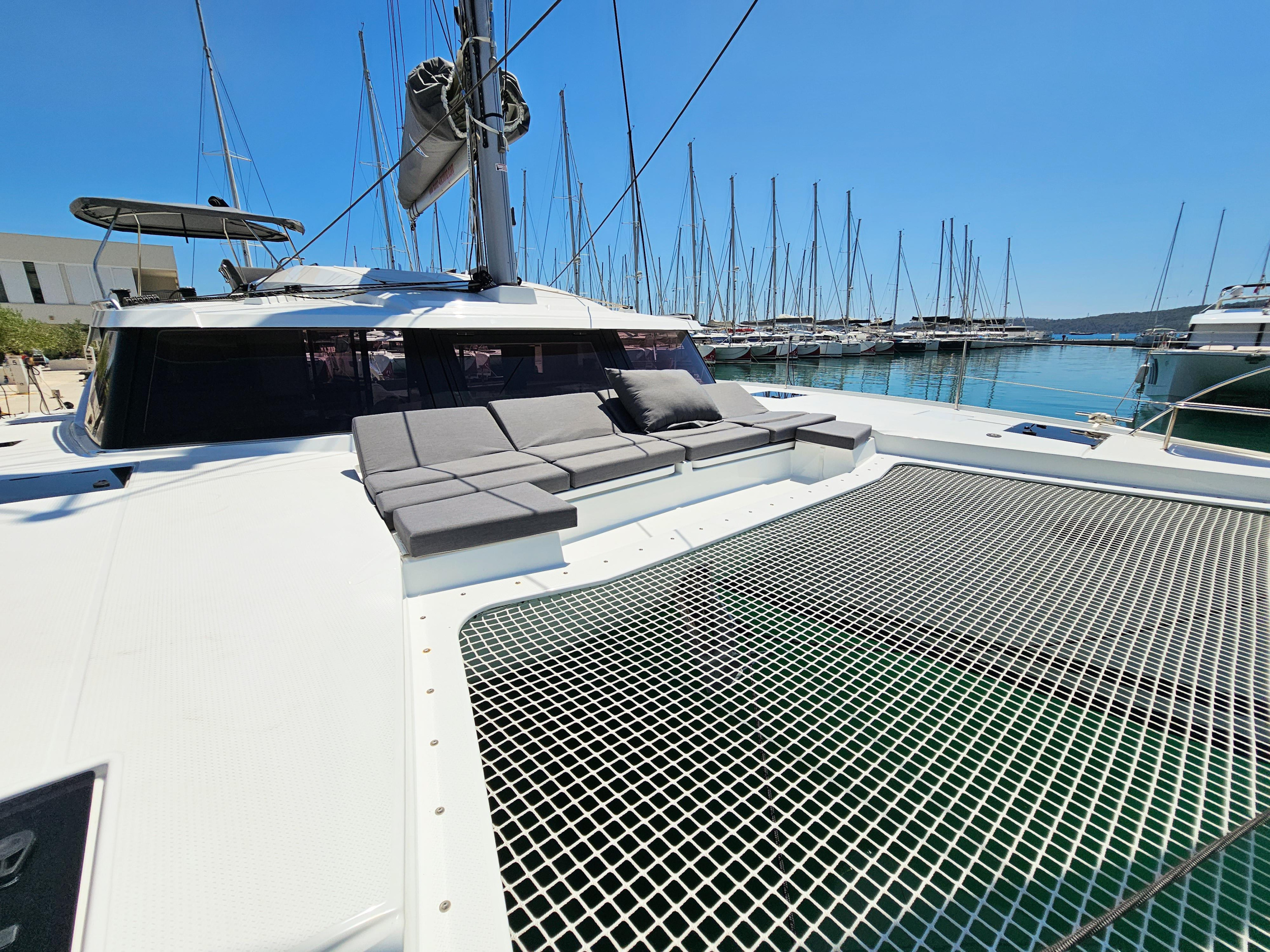 Photo #2 - Fountaine Pajot Elba 45 (Marina) in Trogir - 18639