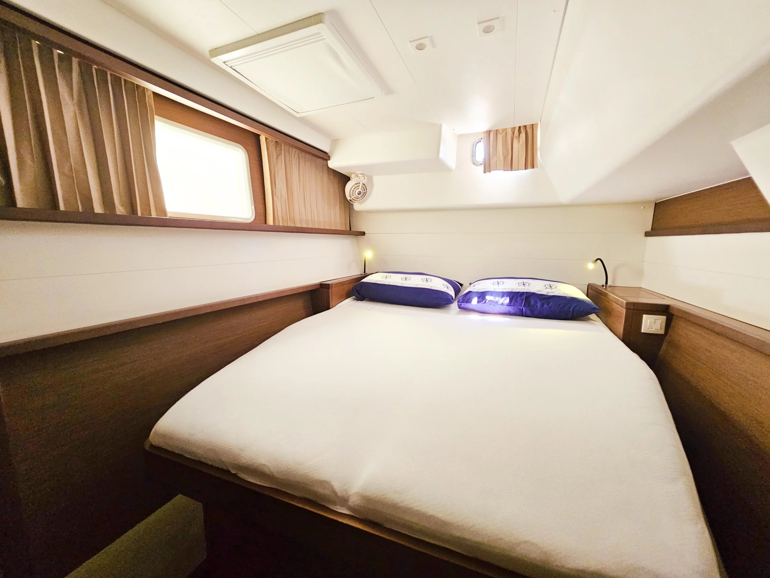 Lagoon 450 Fly (NADA I) cabin - 8