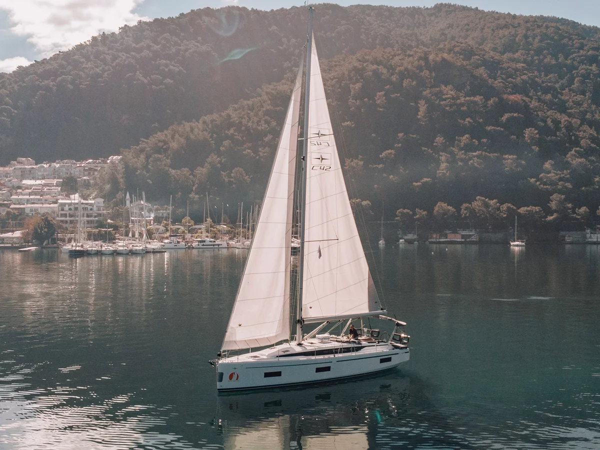 Bavaria C42 (ARUNA)  - 9