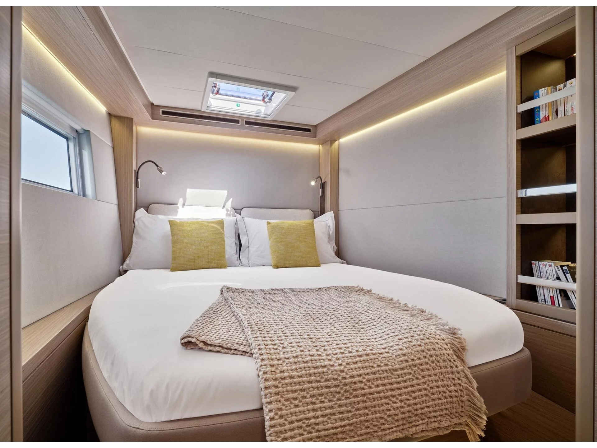 Lagoon 51 (DOLCIA) Interior image - 5